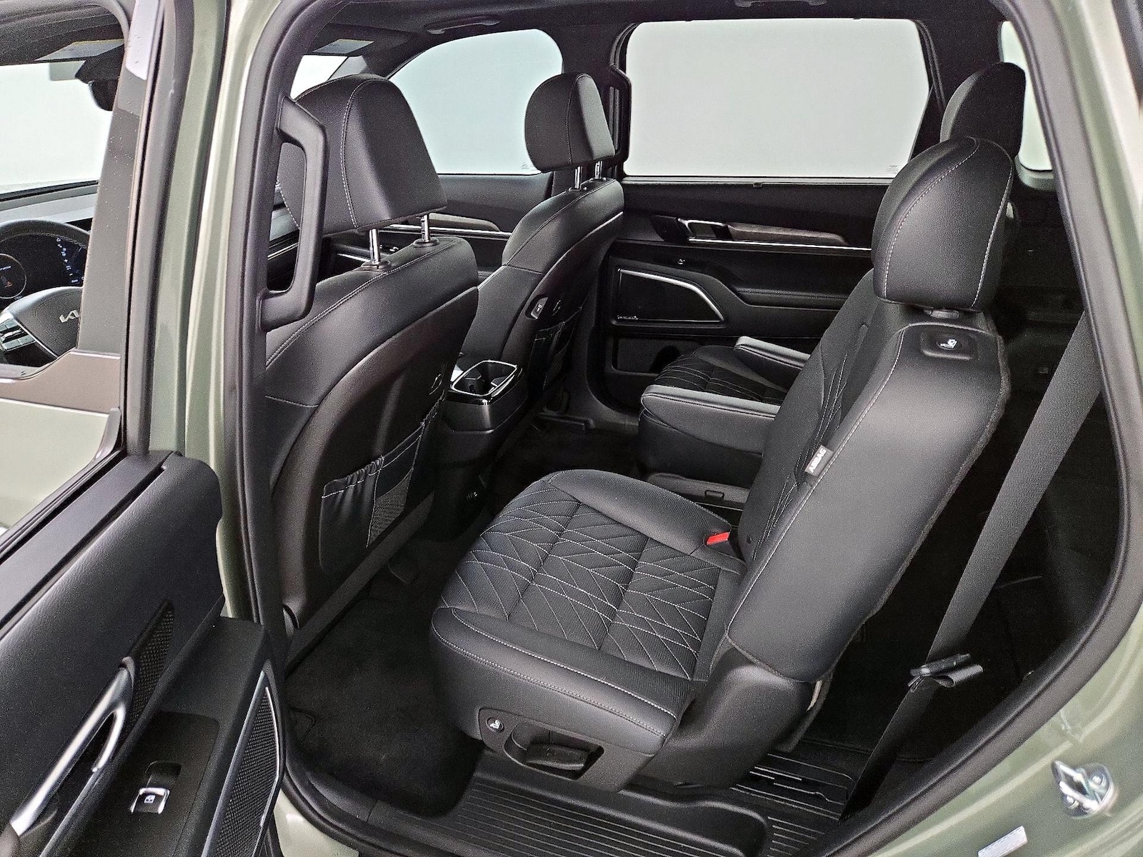 Rear Air Conditioning