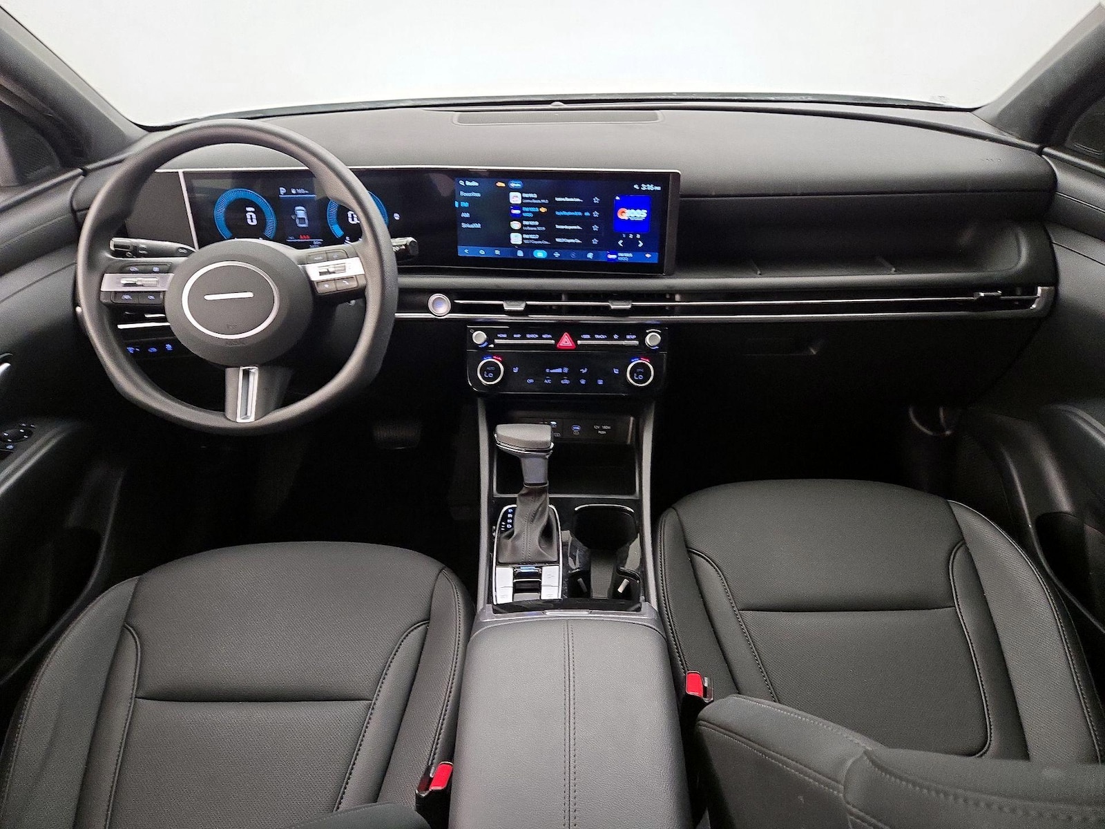 Apple CarPlay® & Android Auto™