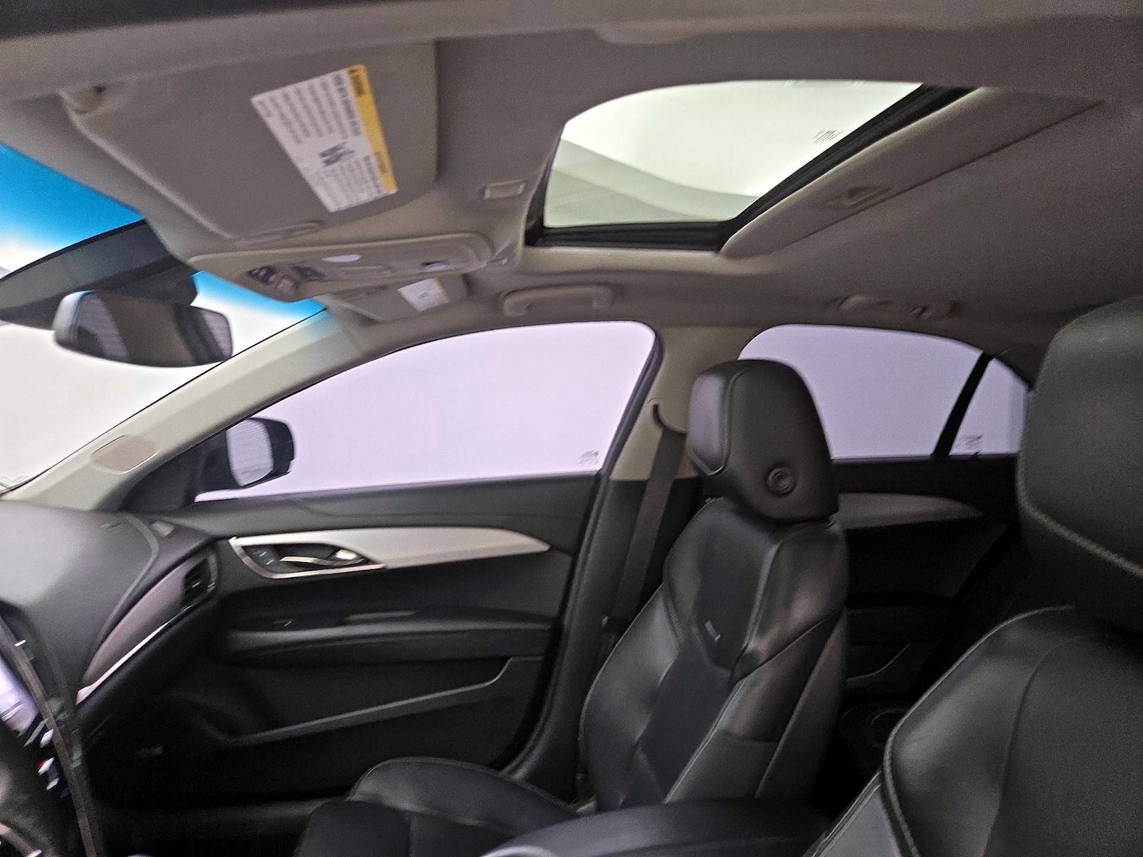 Sunroof(s) & Overhead Airbags