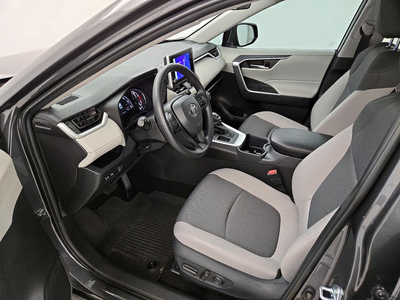 Power Seat(s) & Side Airbags