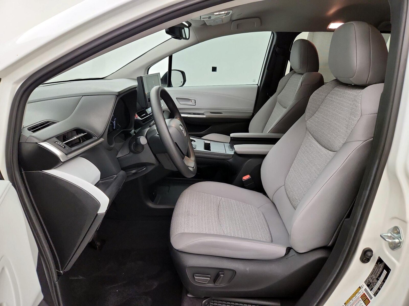 Power Seat(s) & Side Airbags