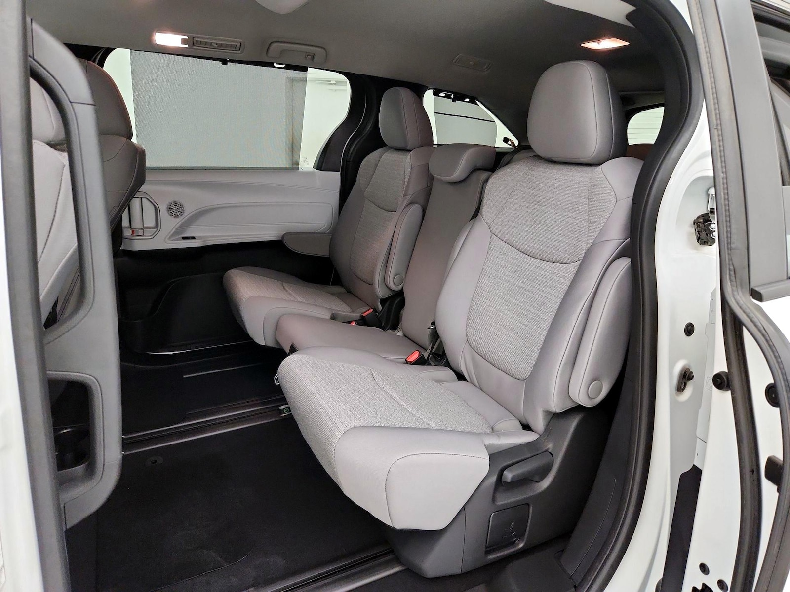 Rear Air Conditioning