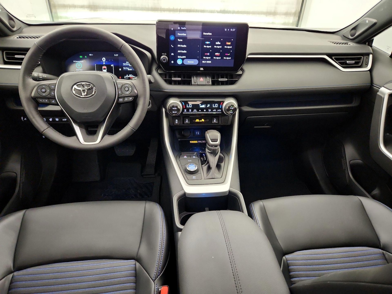 Apple CarPlay® & Android Auto™