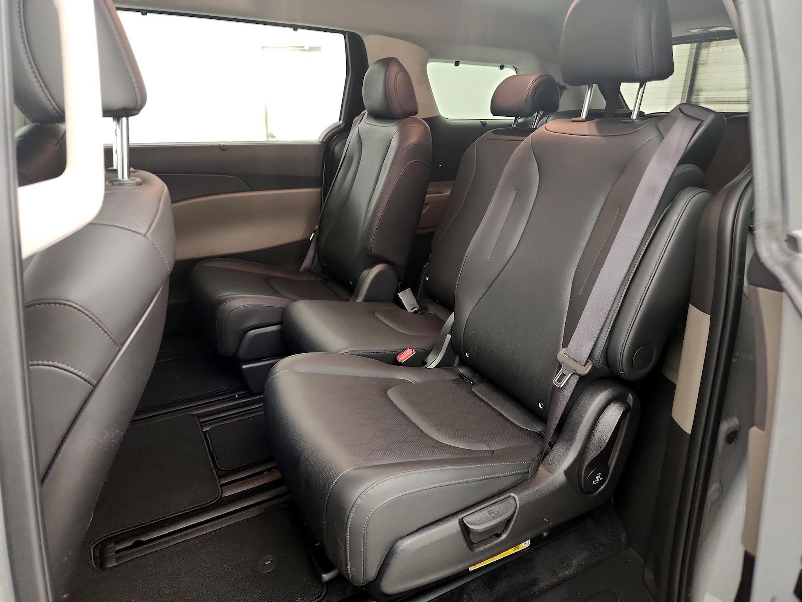 Rear Air Conditioning