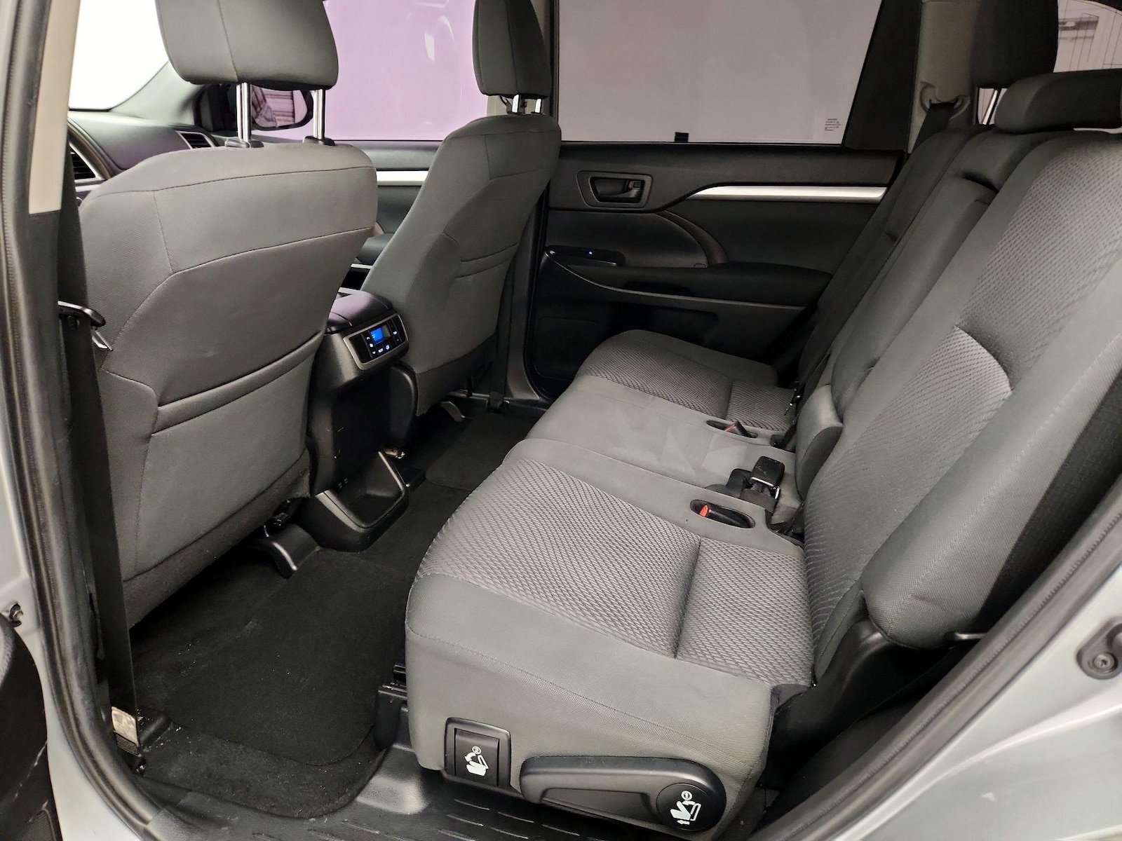Rear Air Conditioning