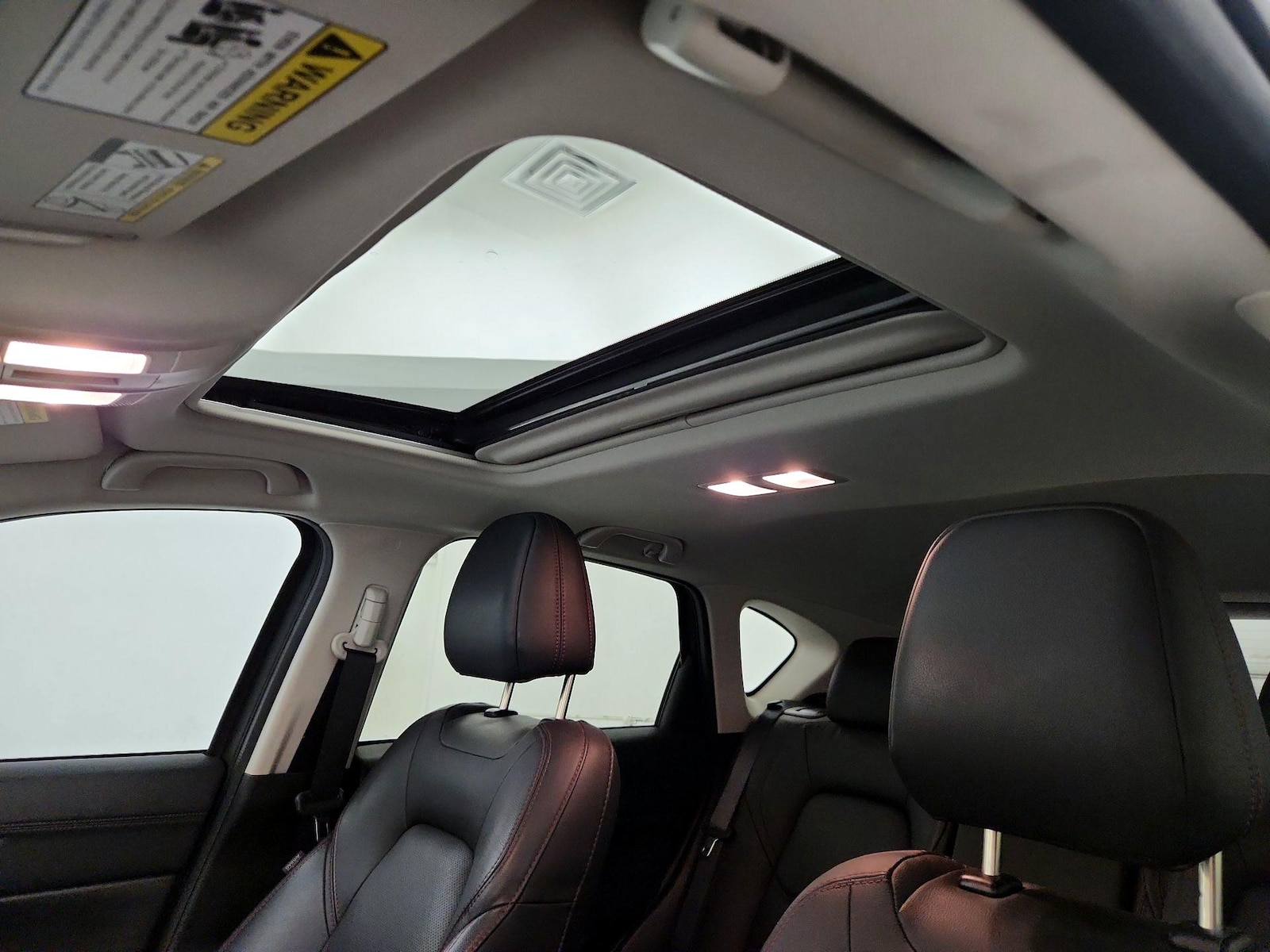 Sunroof(s) & Overhead Airbags