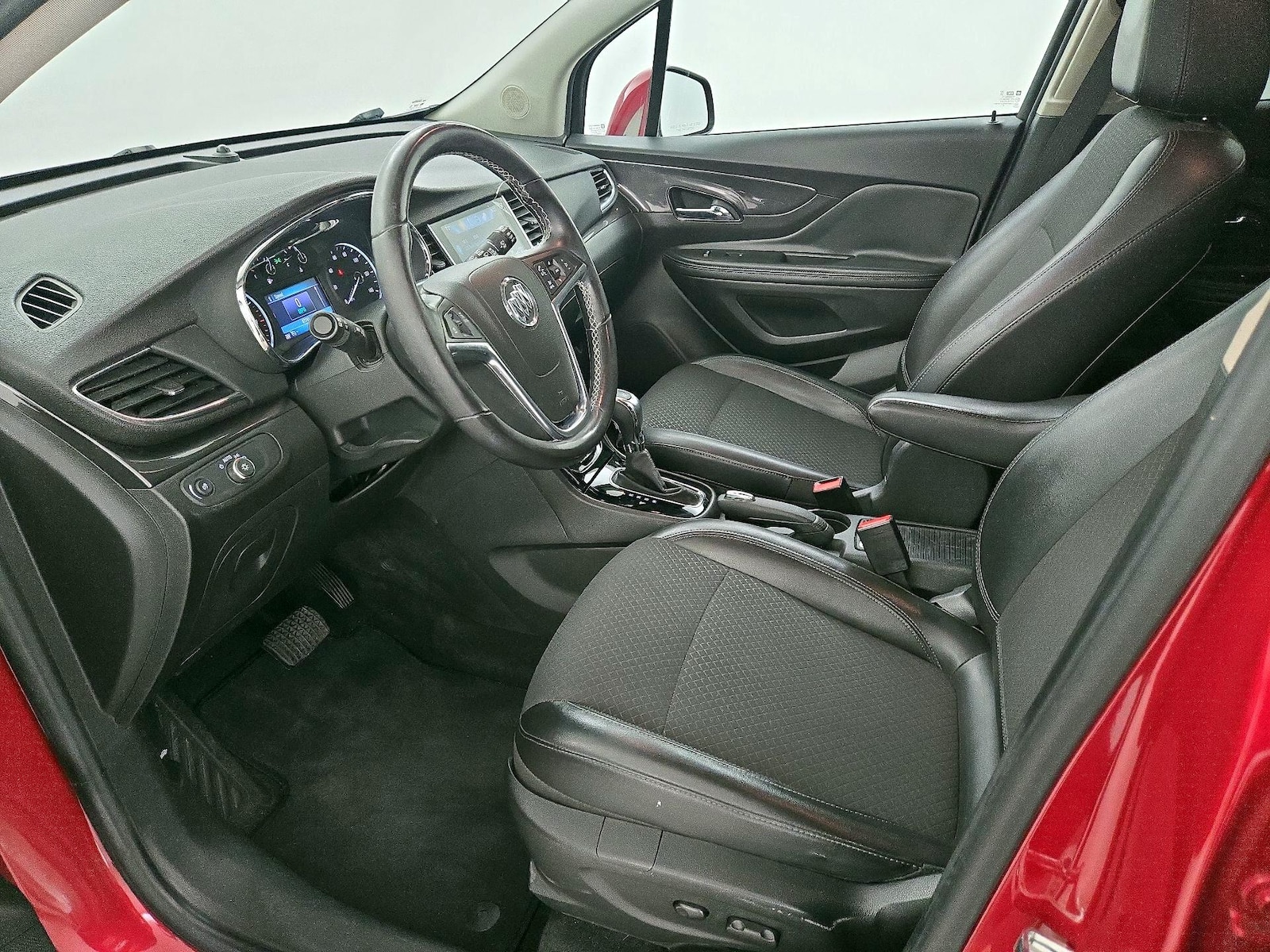 Power Seat(s) & Side Airbags