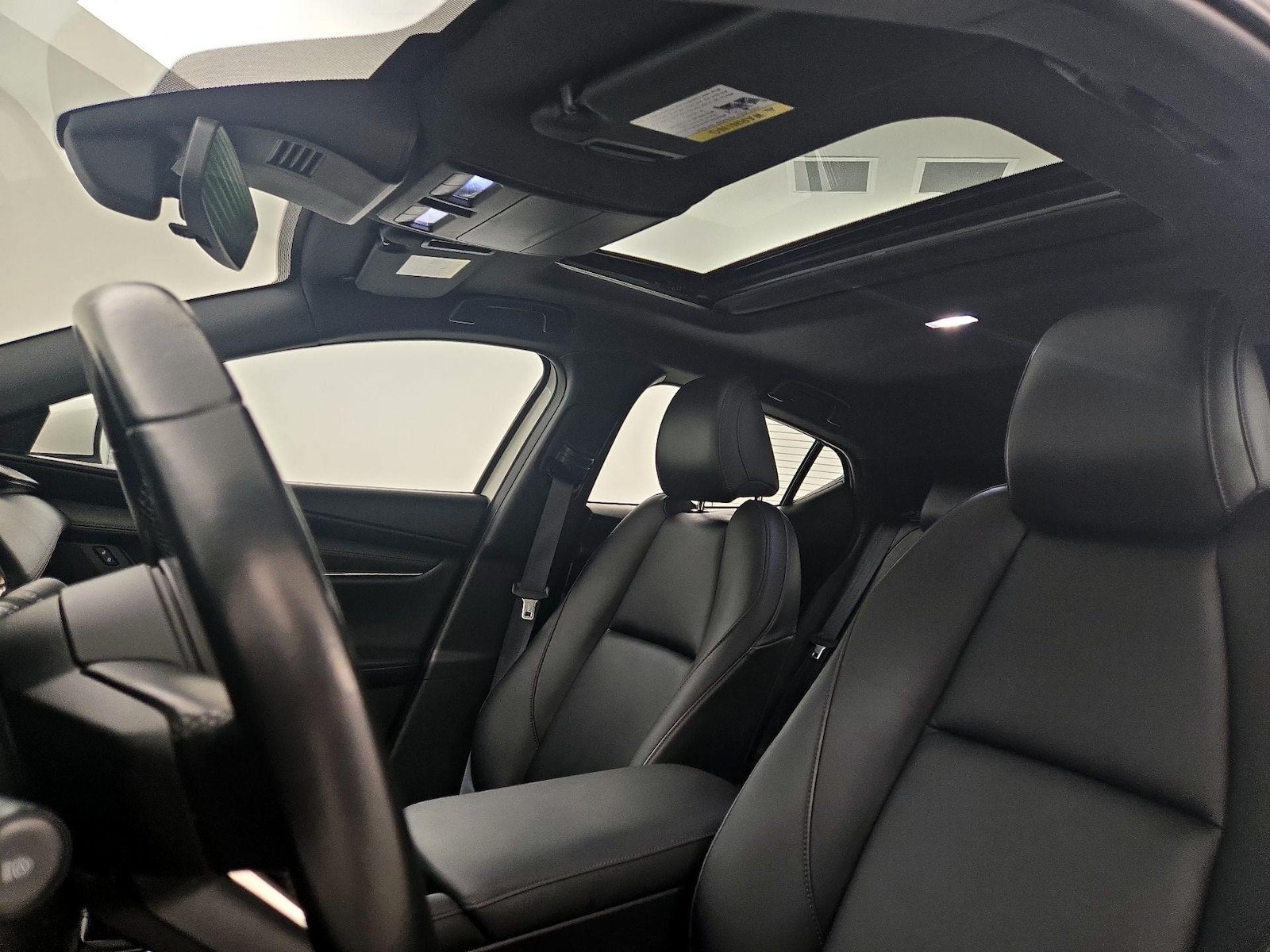 Sunroof(s) & Overhead Airbags