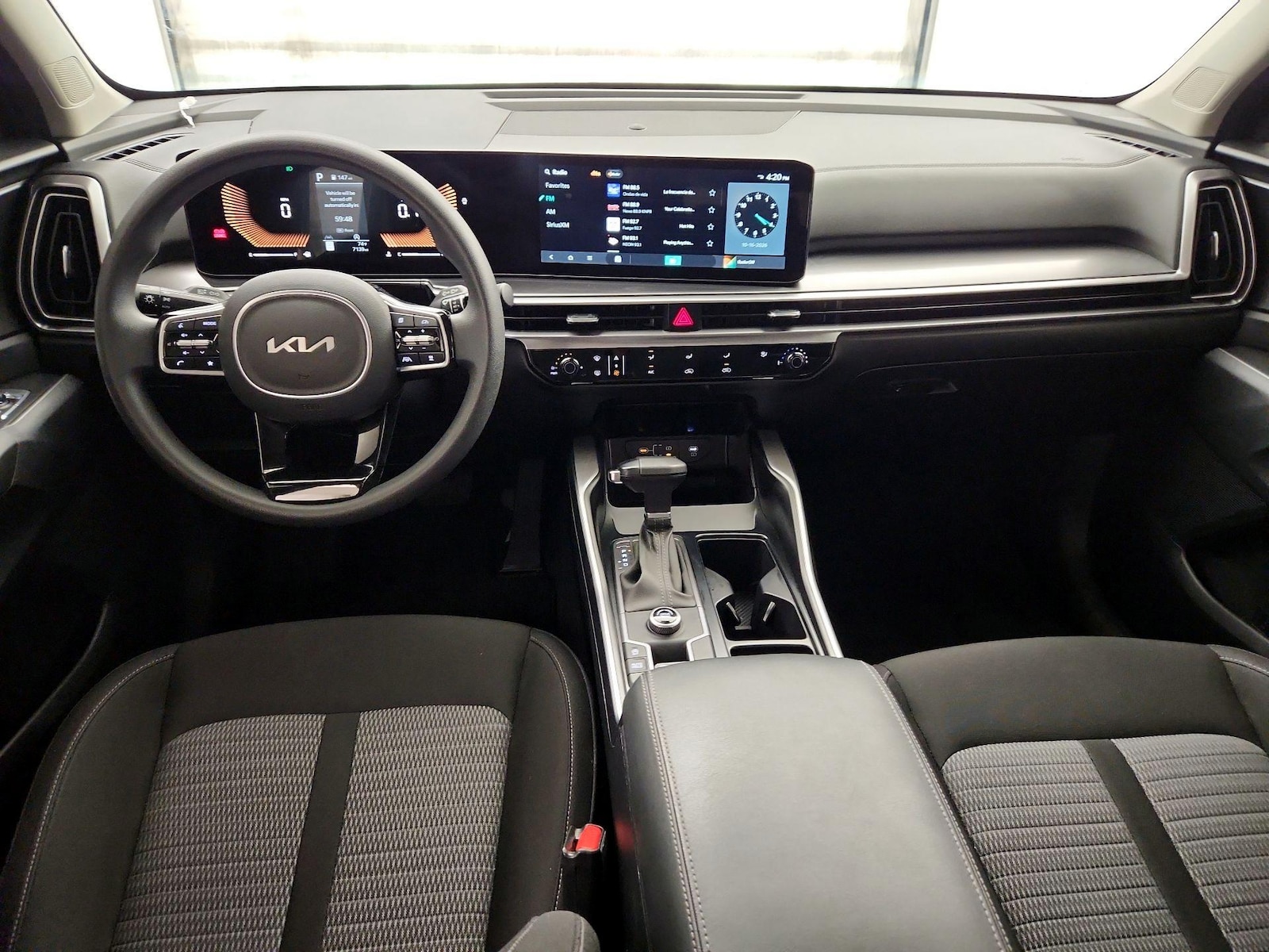 Apple CarPlay® & Android Auto™