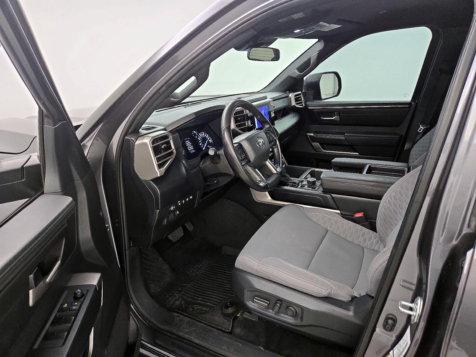 Power Seat(s) & Side Airbags