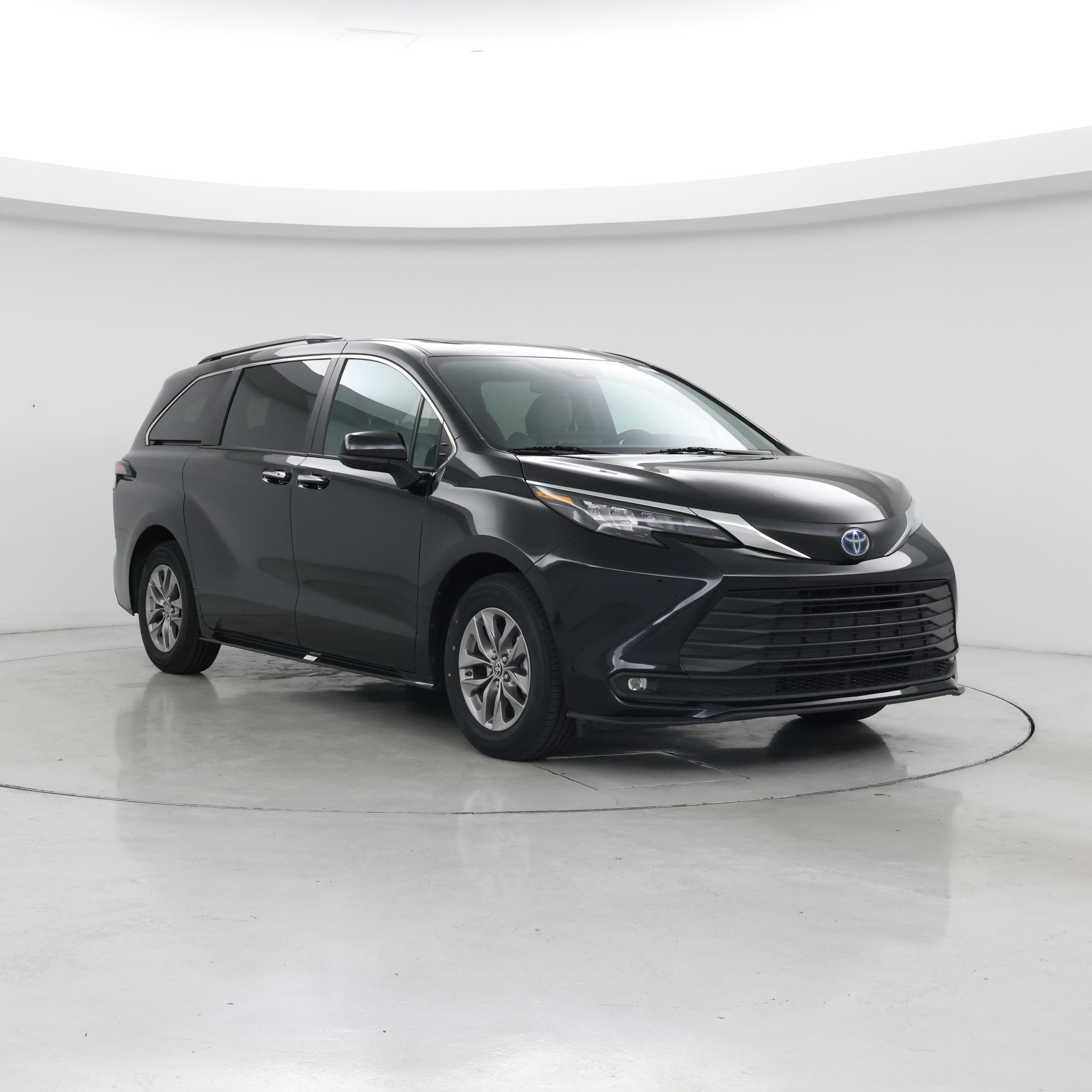 Black 2025 Toyota Sienna Minivan Front-Wheel Drive Automatic