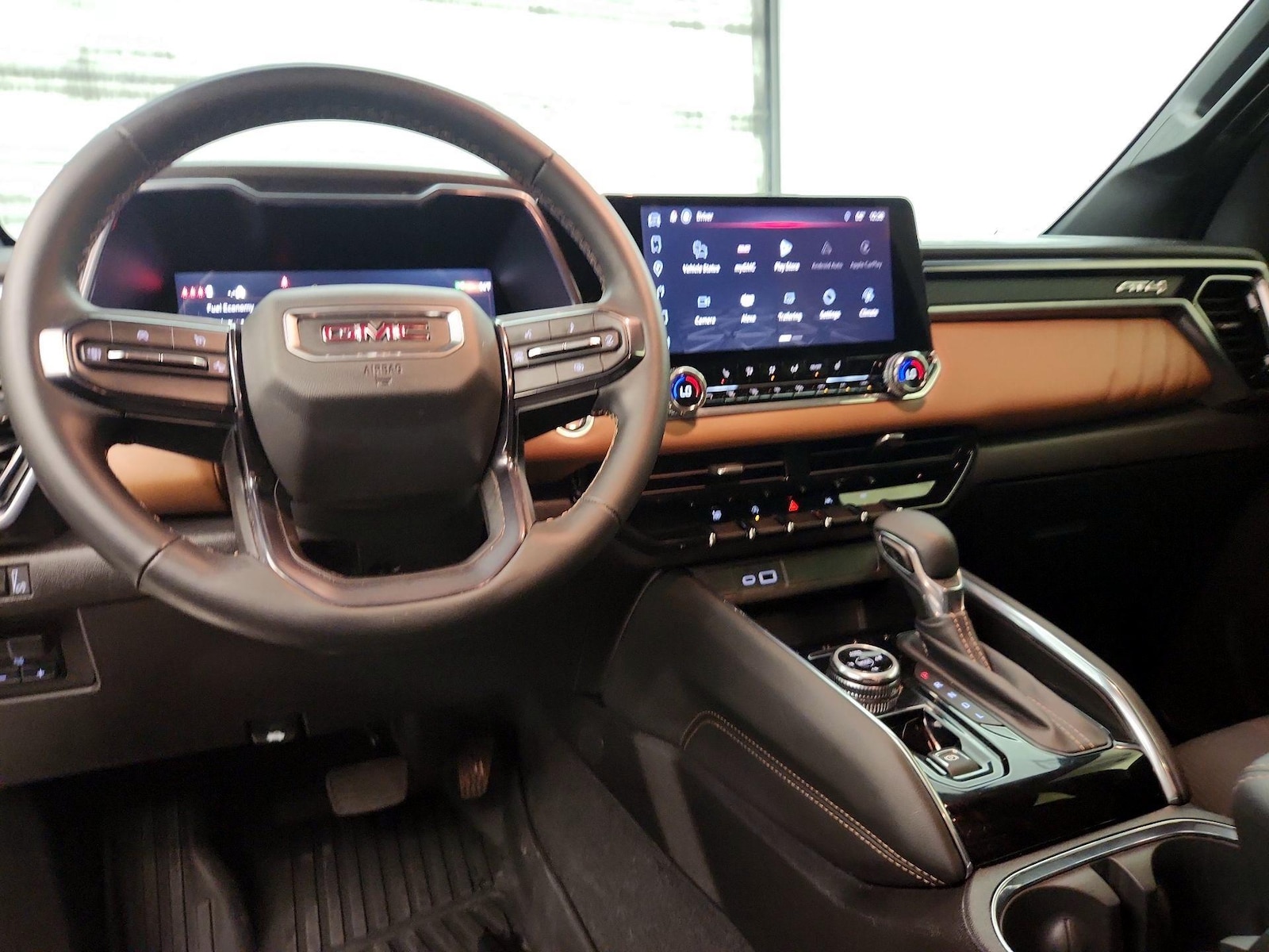 Apple CarPlay® & Android Auto™