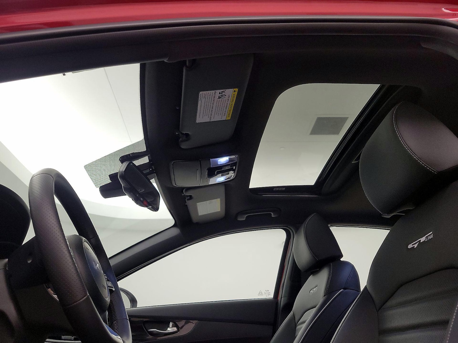 Sunroof(s) & Overhead Airbags