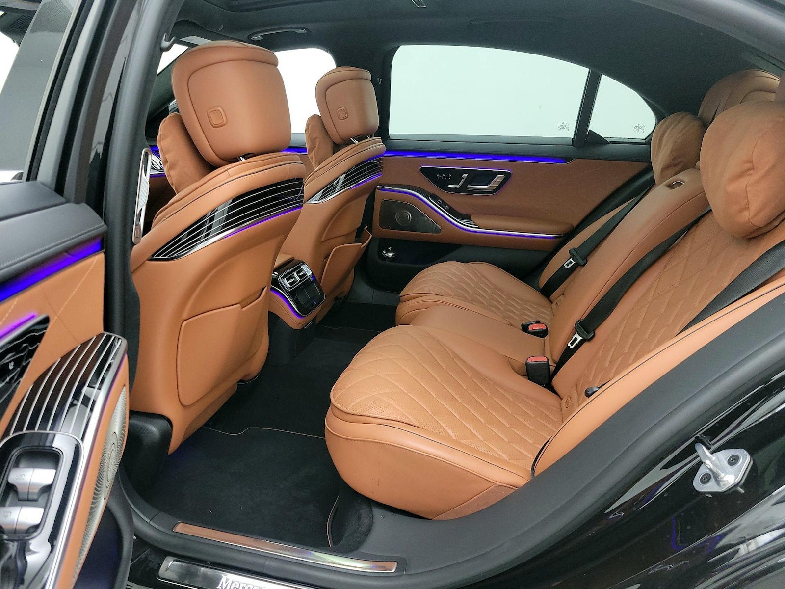 Rear A/C Seat(s)
