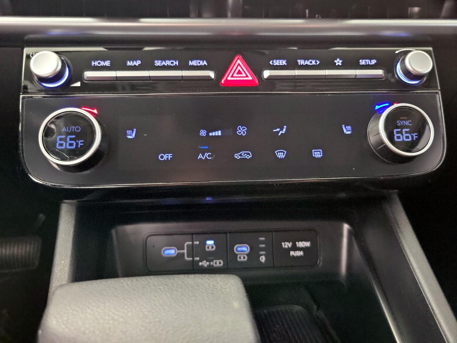 2025 Hyundai Tucson SEL - Photo 18