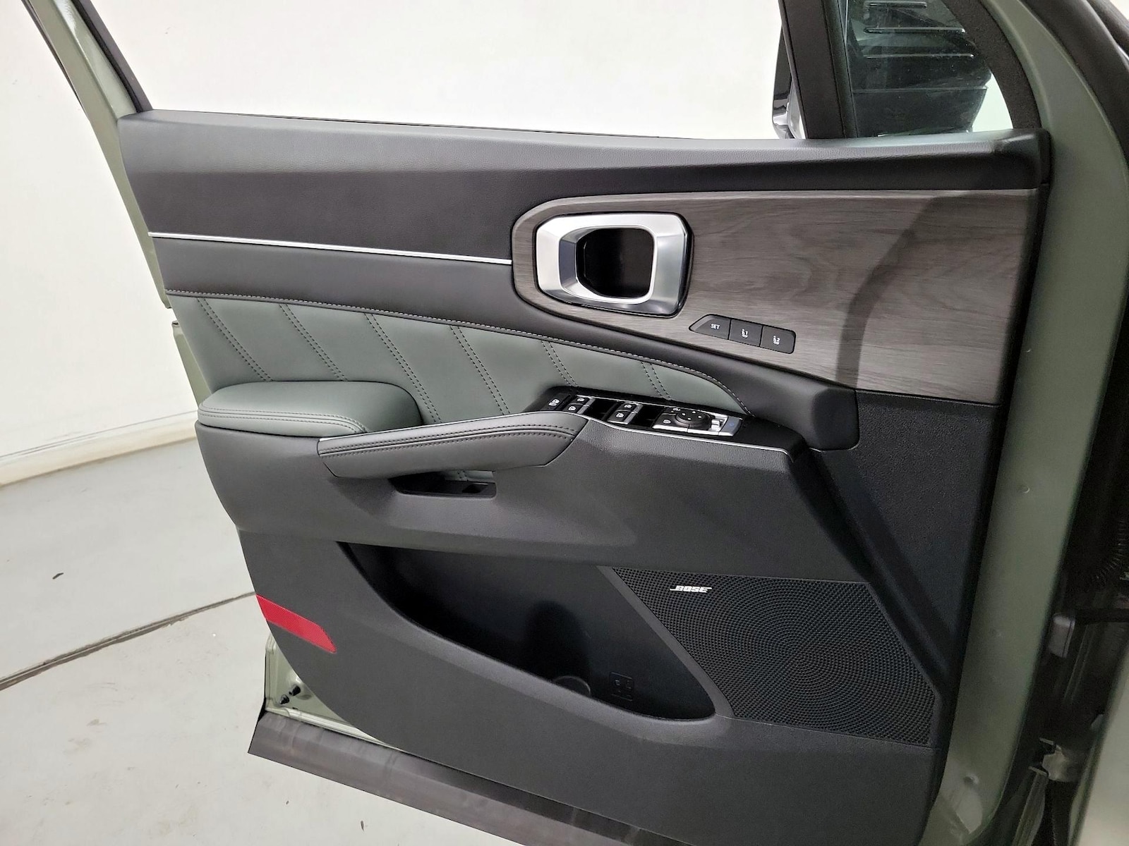 2024 Kia Sorento X-Line SX Prestige - Photo 13