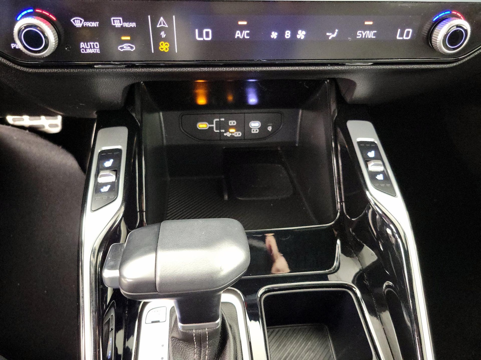 2024 Kia Sorento X-Line SX Prestige - Photo 18
