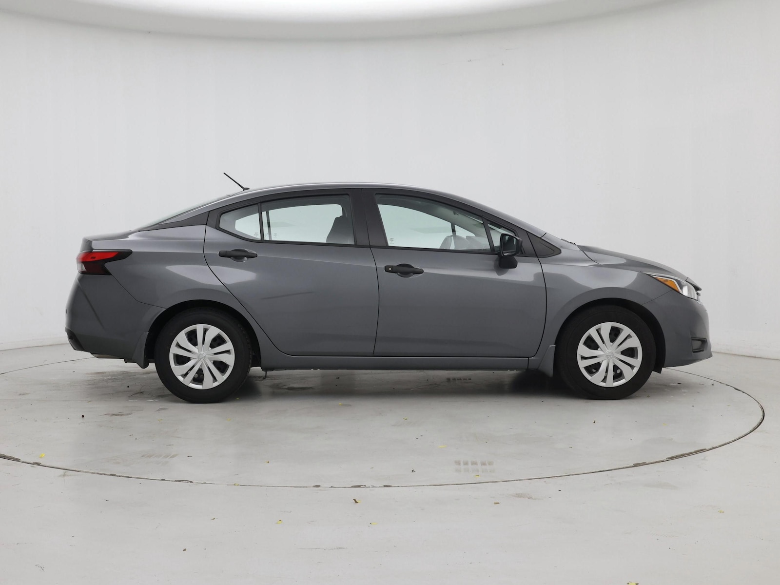 2024 Nissan Versa Sedan S - Photo 8