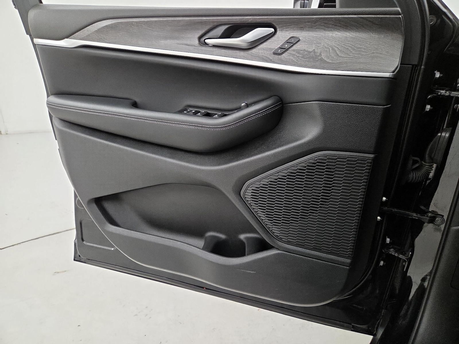2024 Jeep Grand Cherokee Limited - Photo 13