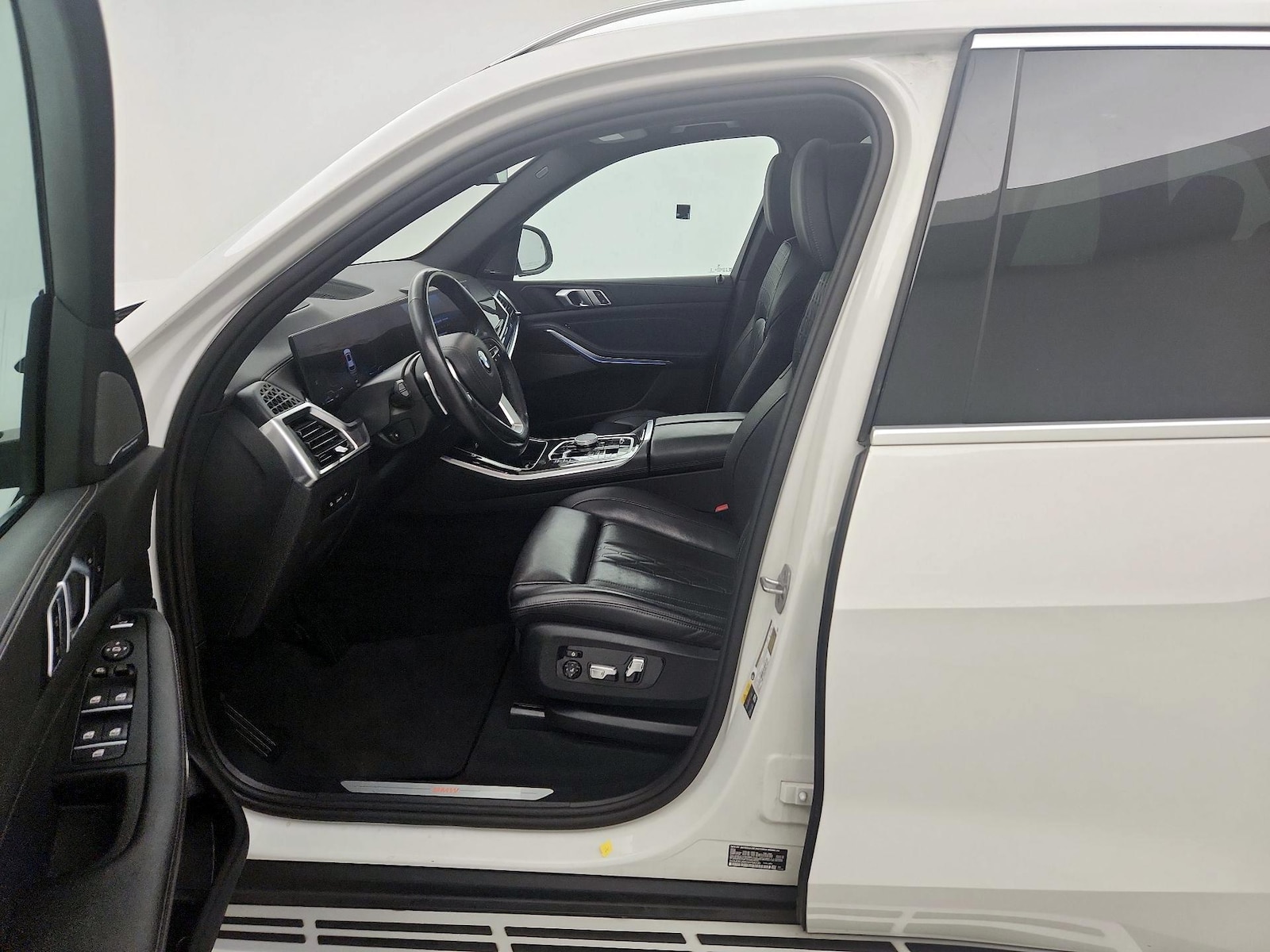 2025 BMW X5 50e - Photo 10