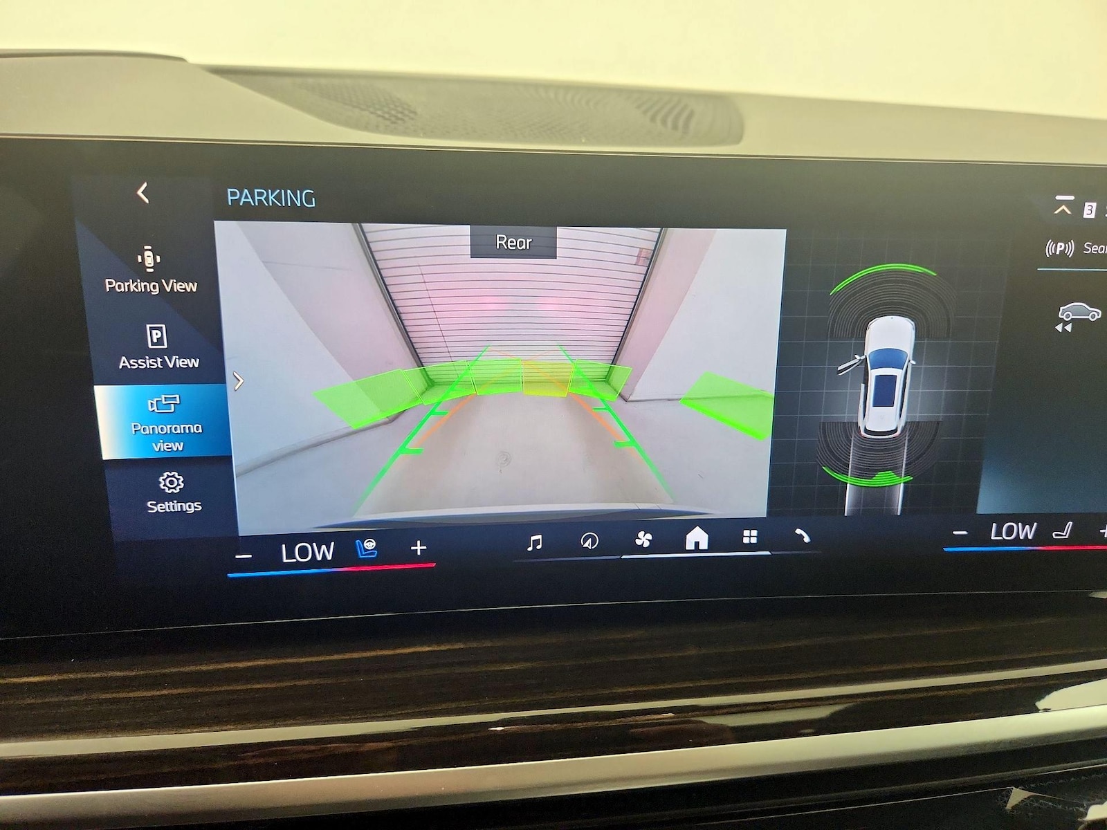 2025 BMW X5 50e - Photo 14