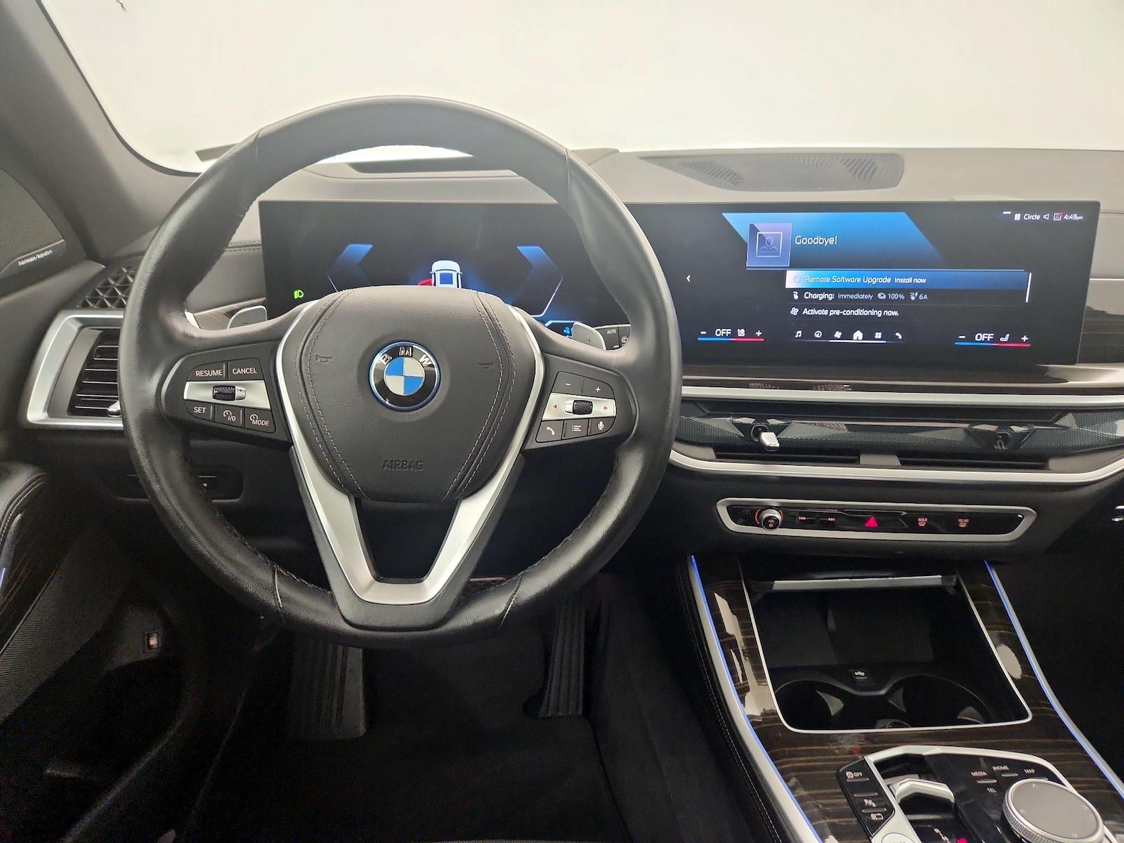 2025 BMW X5 50e - Photo 9