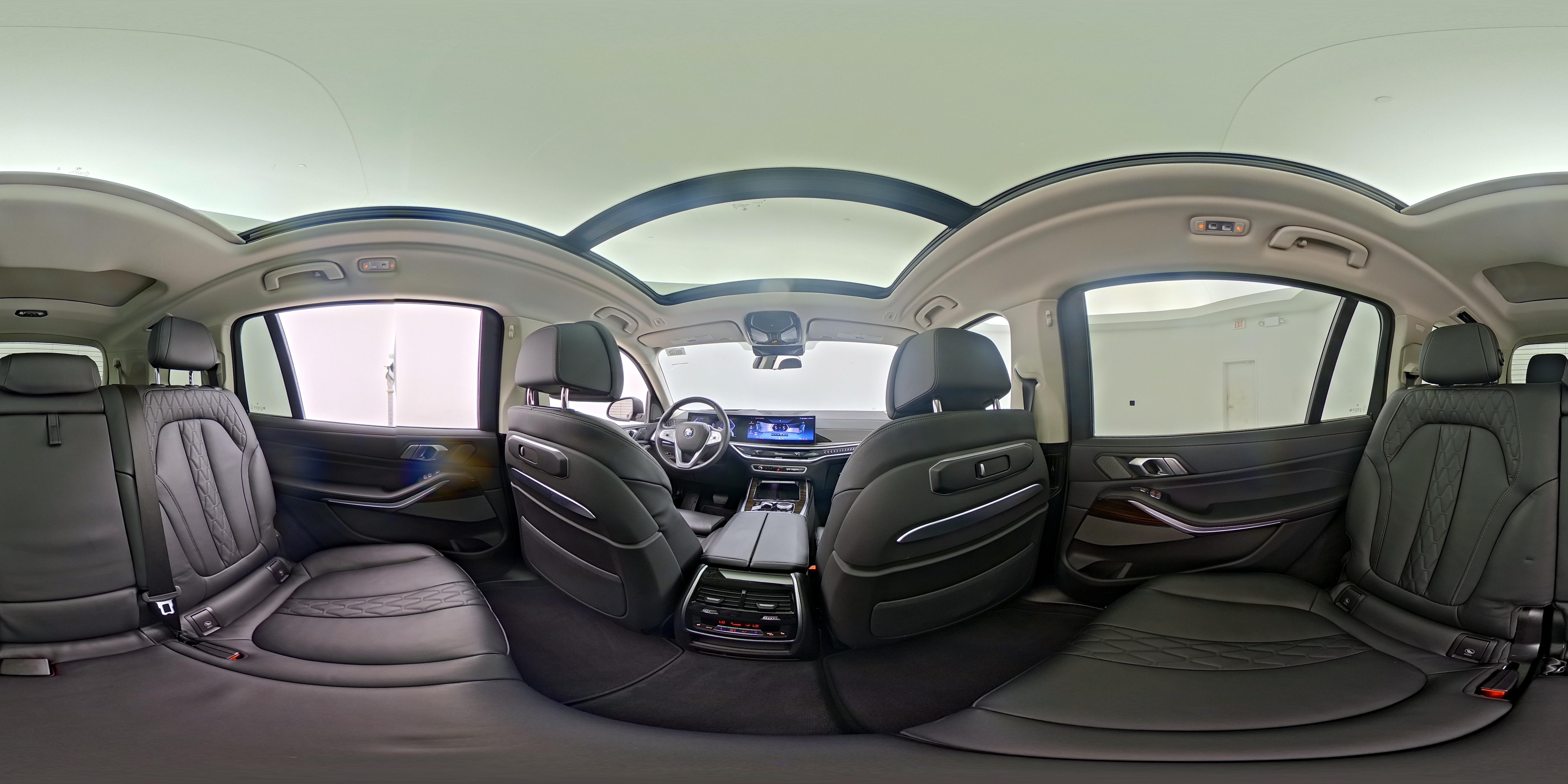 2026 BMW X7 40i - Photo 27