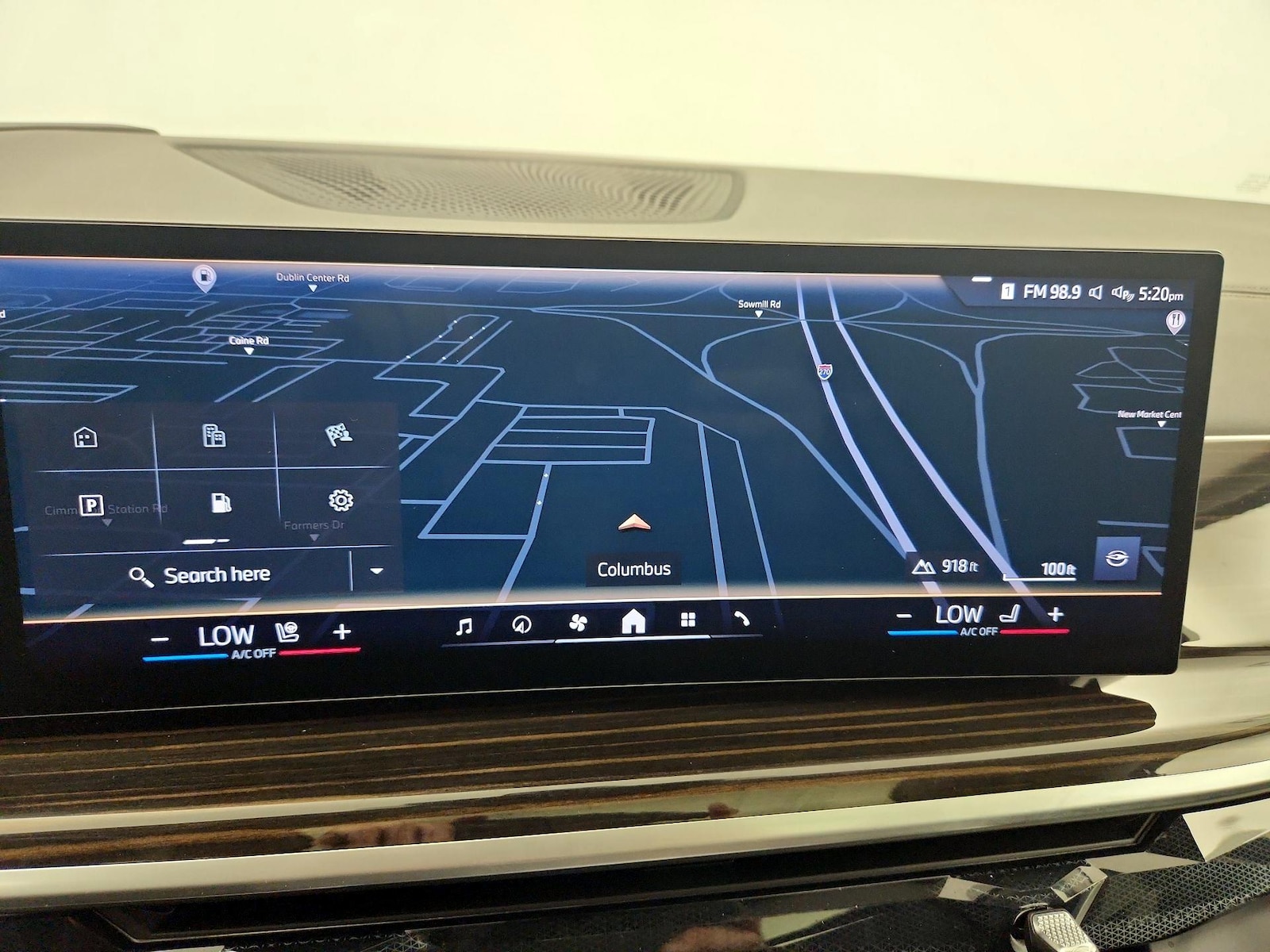 2026 BMW X7 40i - Photo 13