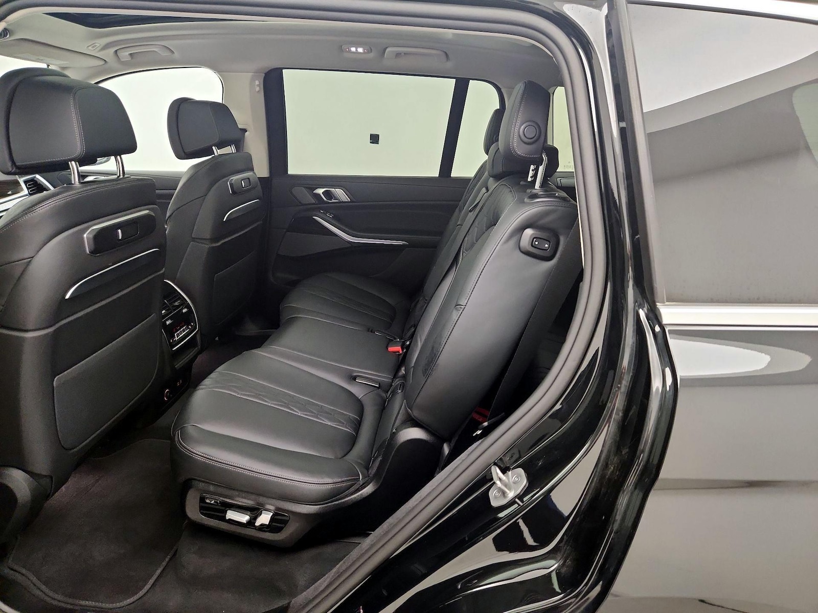 2026 BMW X7 40i - Photo 20
