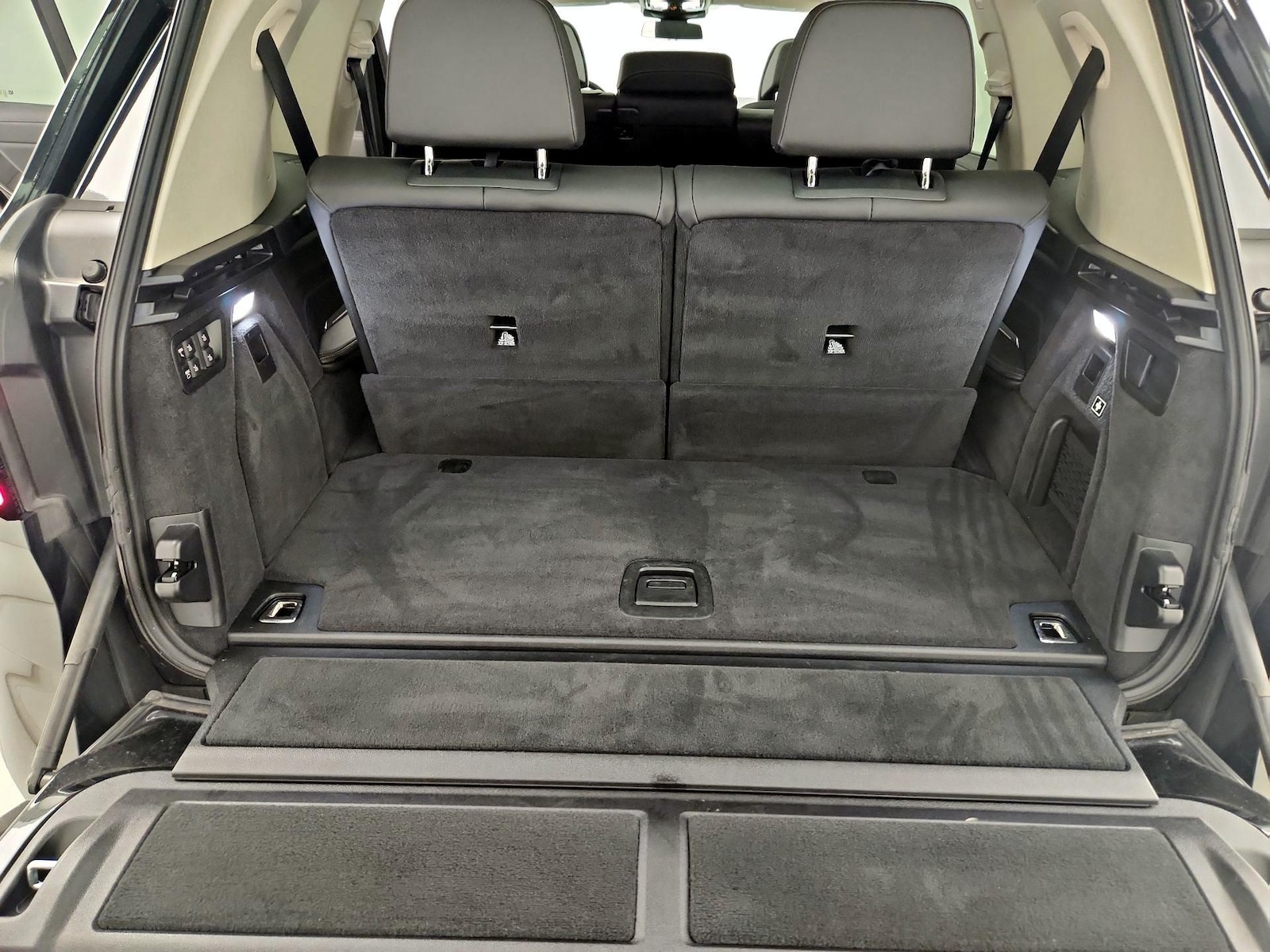 2026 BMW X7 40i - Photo 22