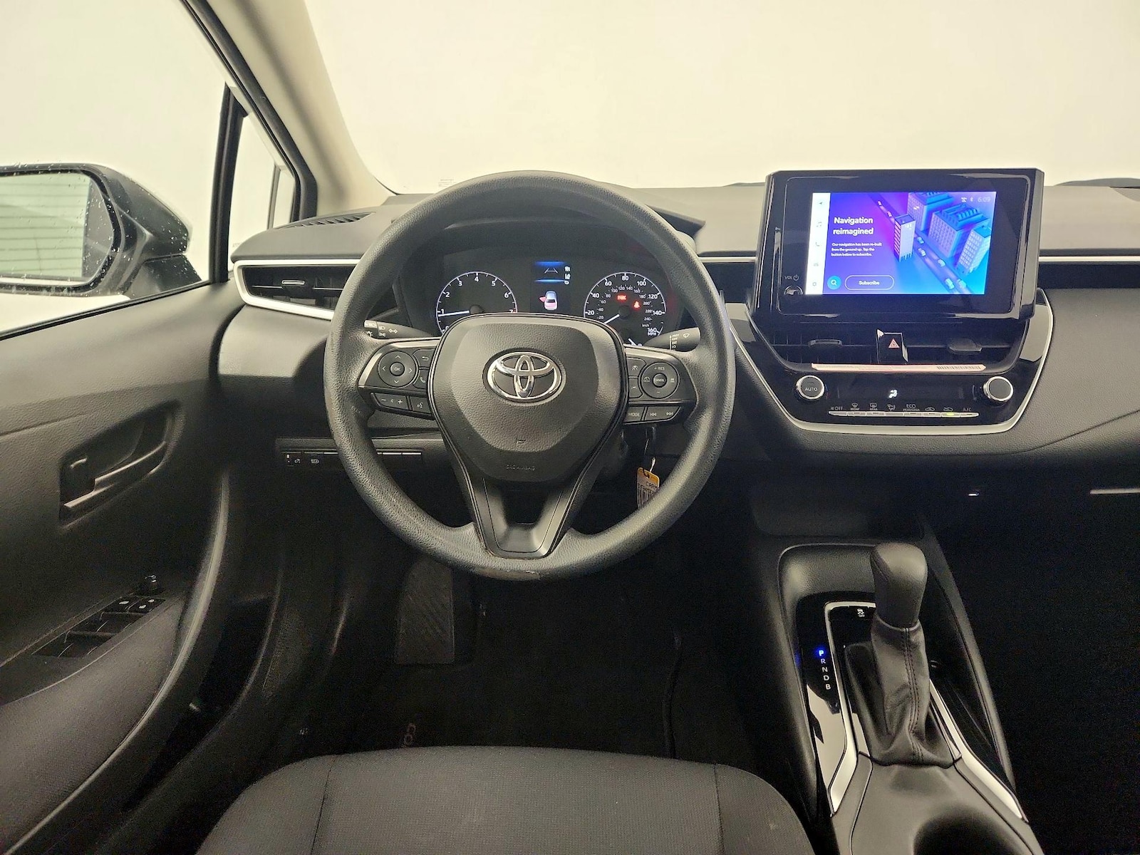 2024 Toyota Corolla LE - Photo 9