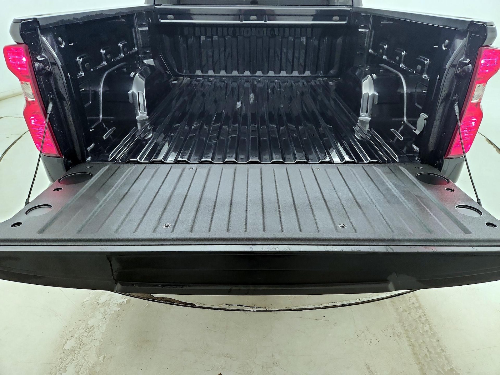2023 Chevrolet Silverado 1500 LT - Photo 19