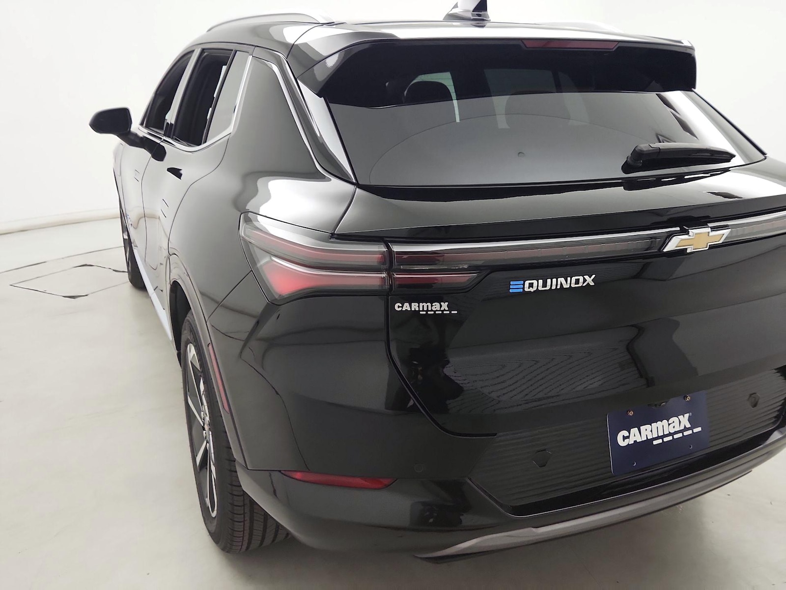 2024 Chevrolet Equinox EV LT - Photo 7