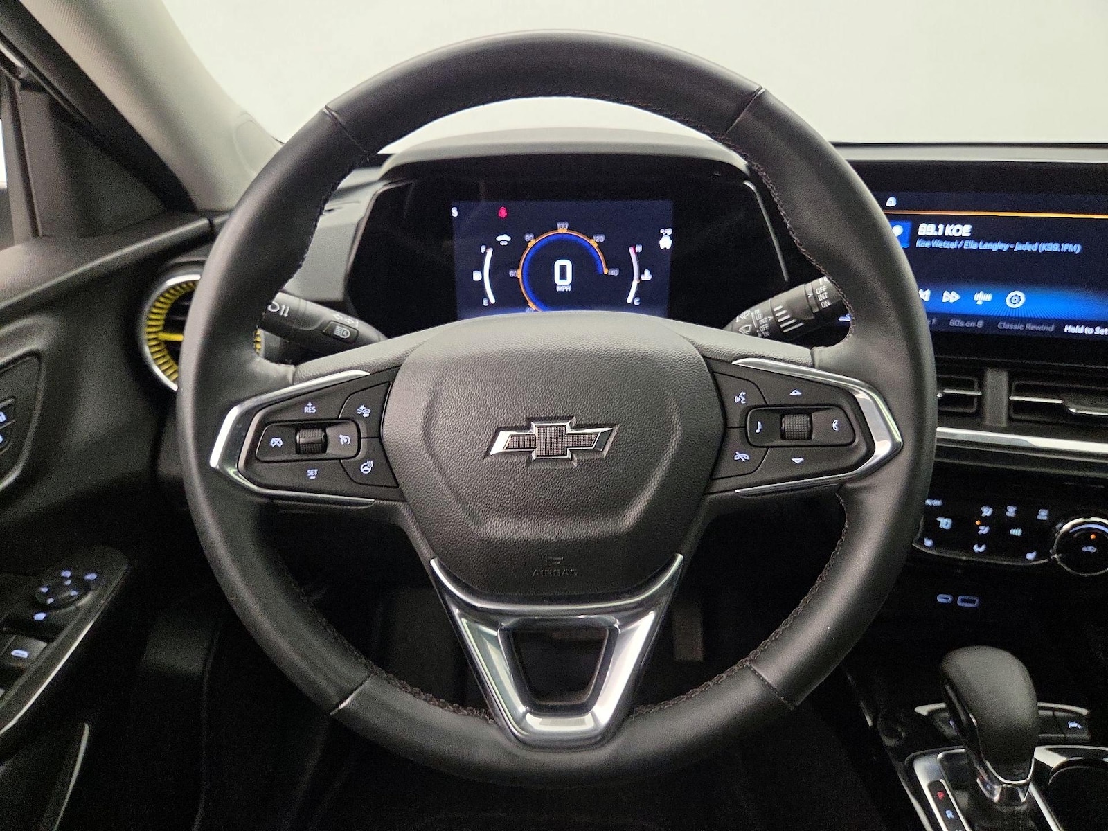 2024 Chevrolet Trax Activ - Photo 11