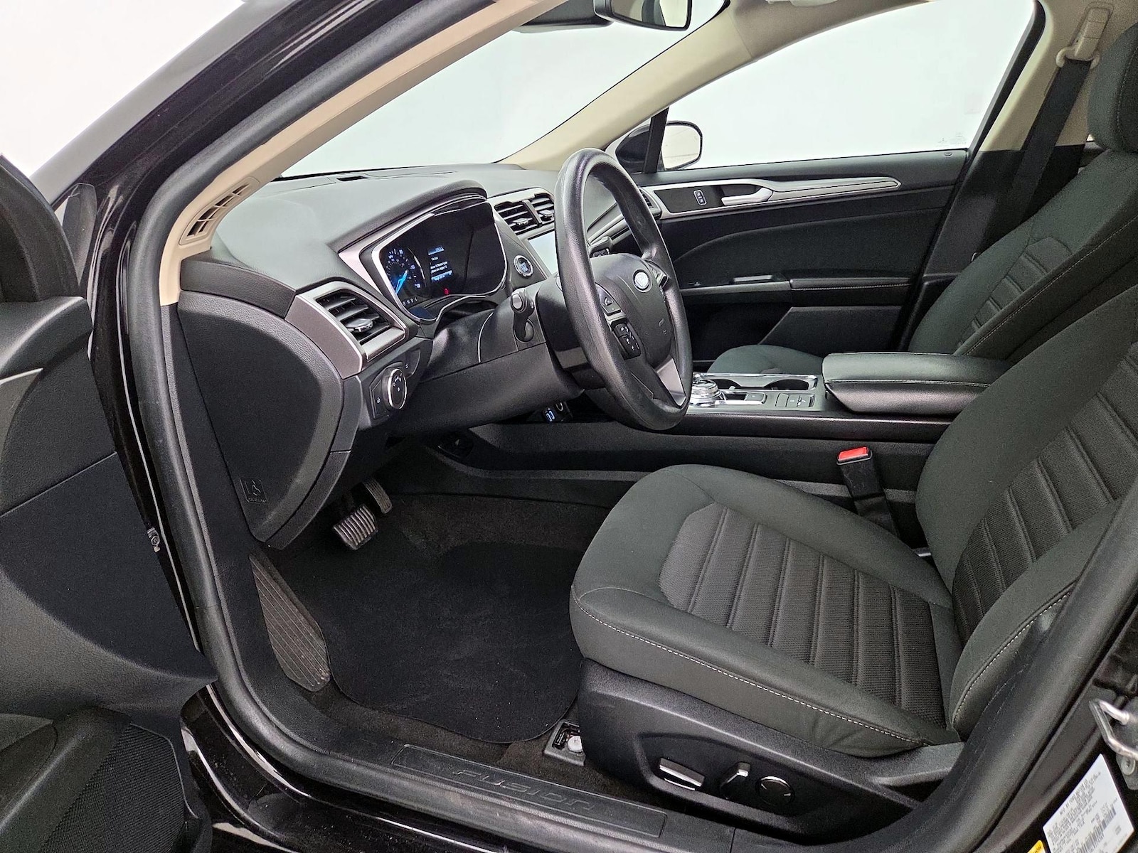 Power Seat(s) & Side Airbags
