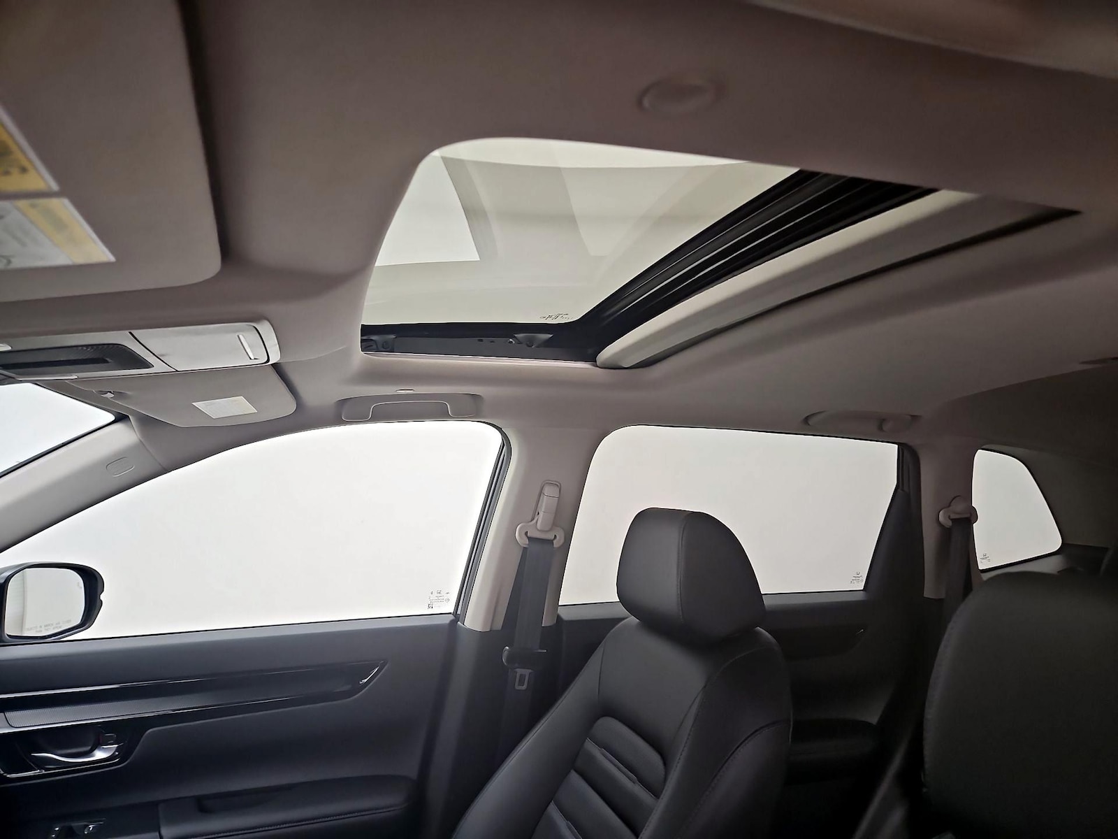 Sunroof(s) & Overhead Airbags