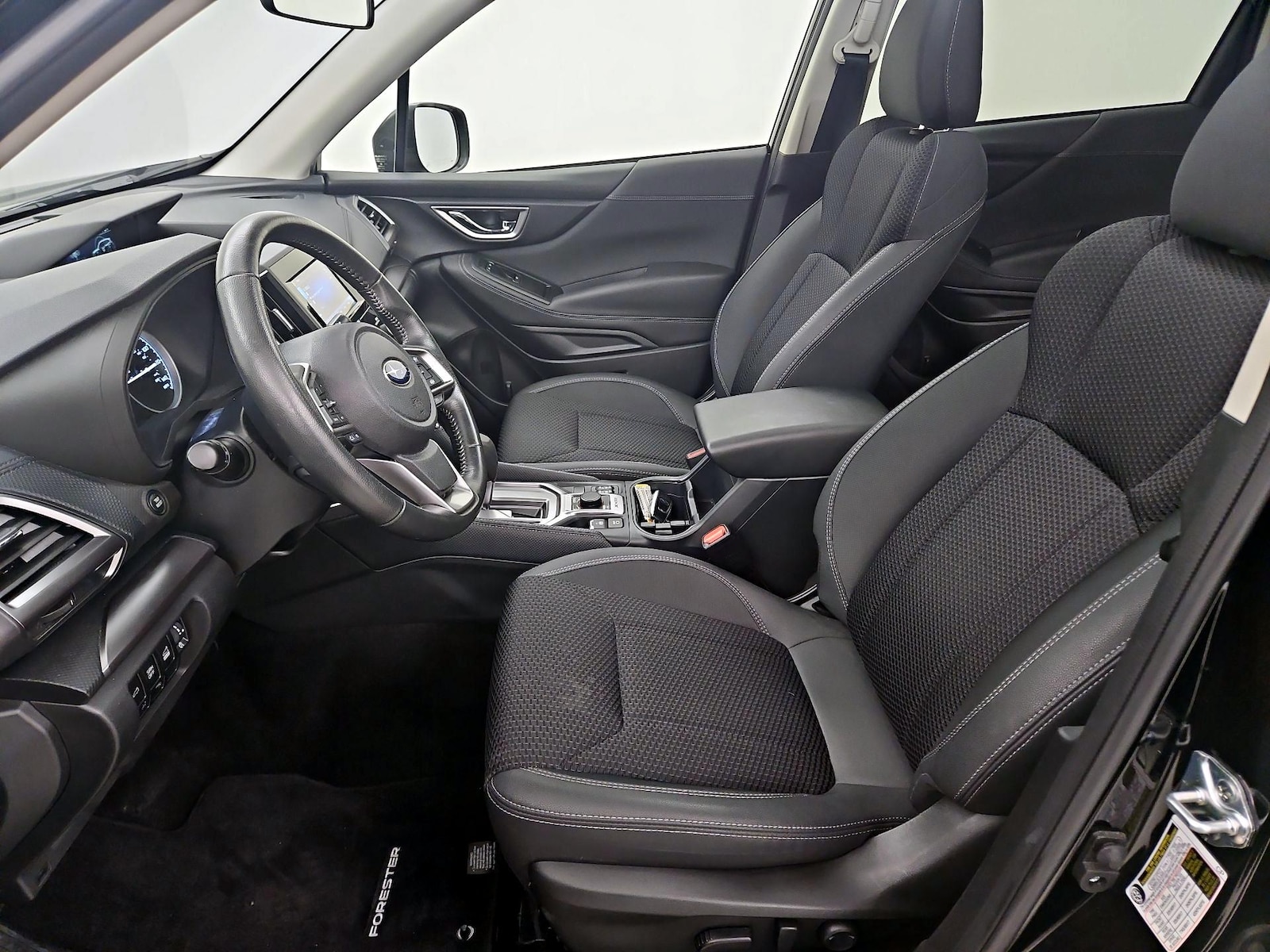 2024 Subaru Forester Premium - Photo 12