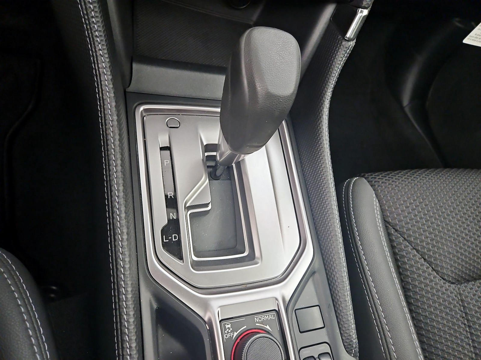 2024 Subaru Forester Premium - Photo 18