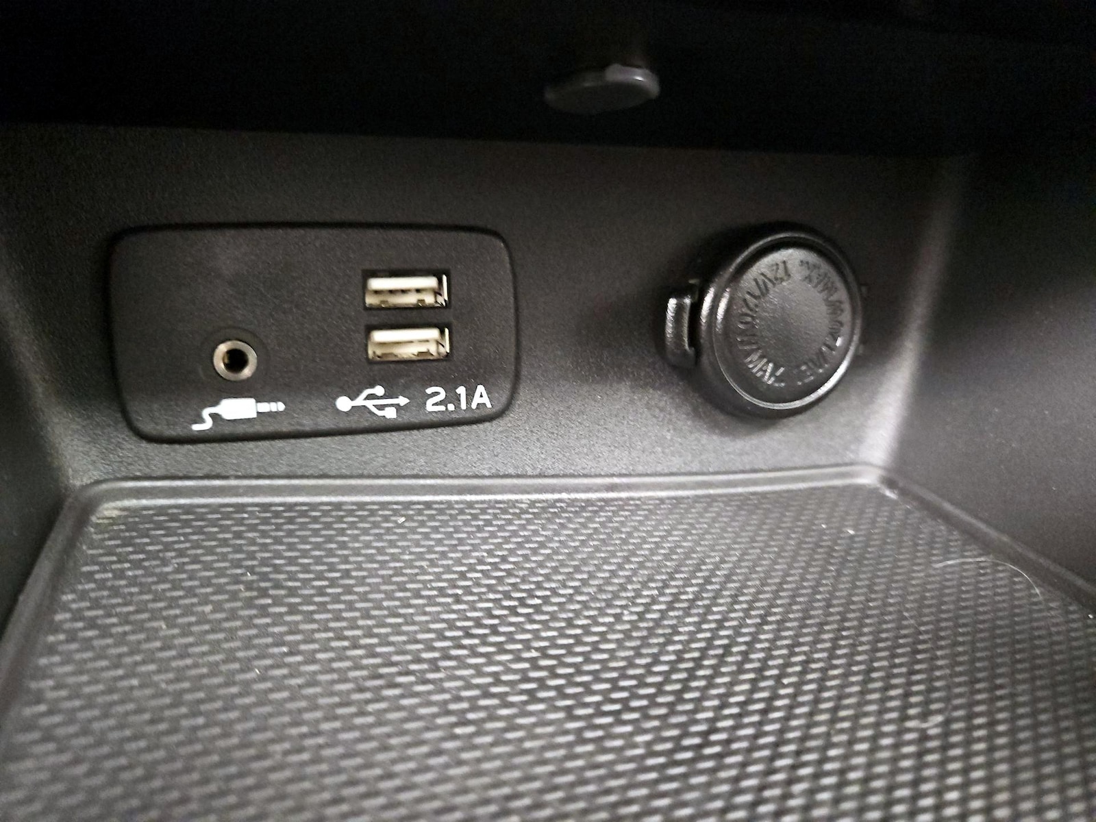 2024 Subaru Forester Premium - Photo 19
