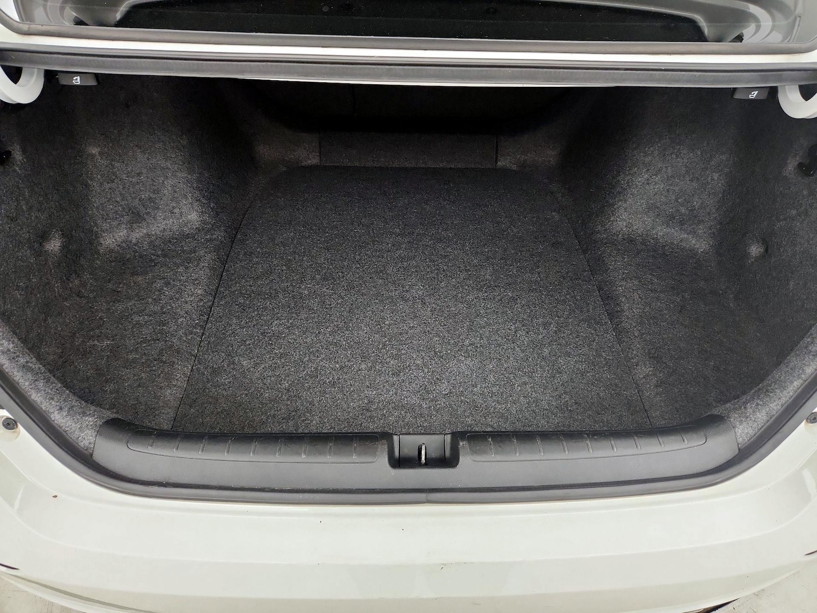 2018 Honda Accord EX - Photo 13