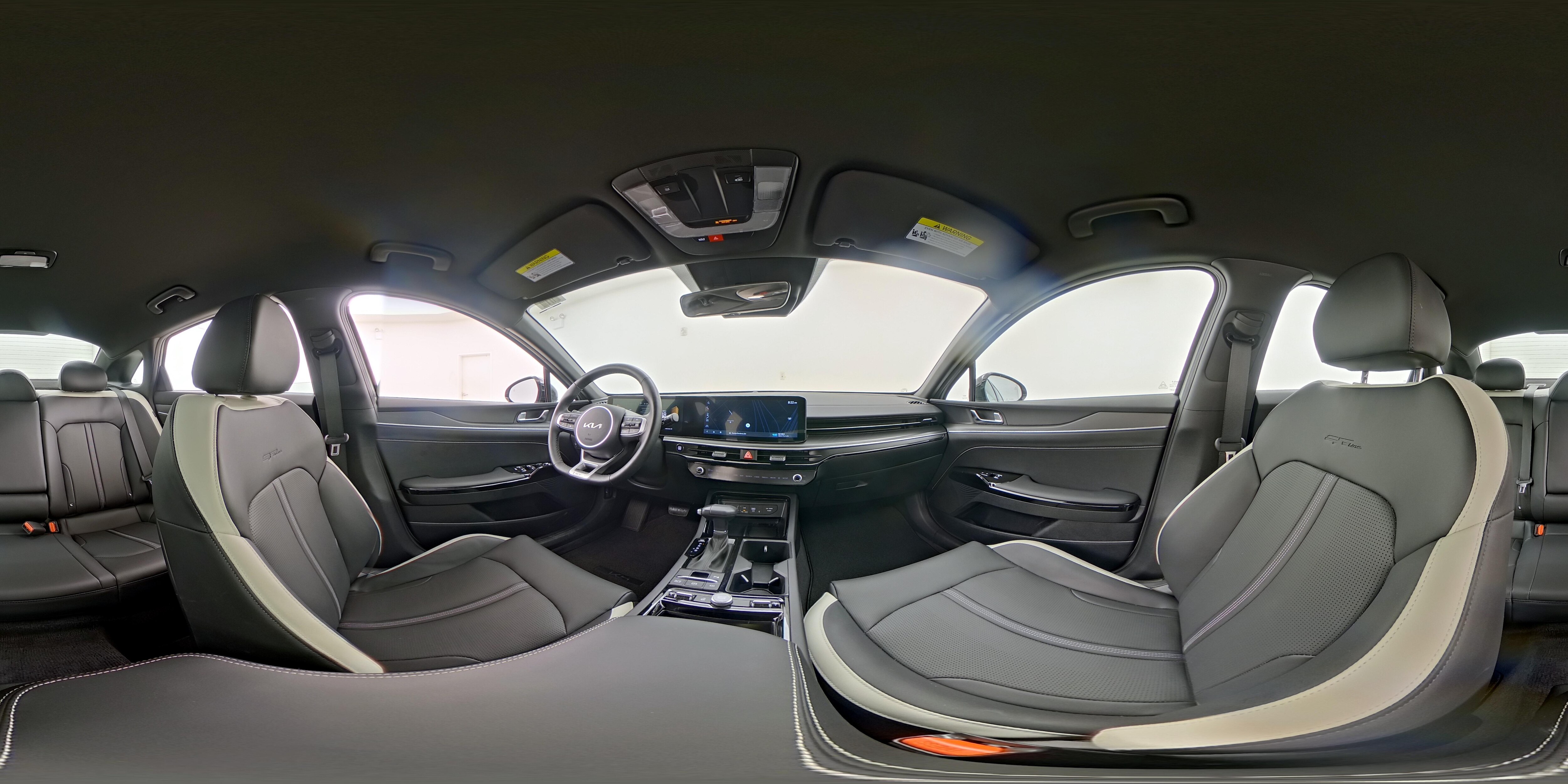 2025 Kia K5 GT-Line - Photo 25