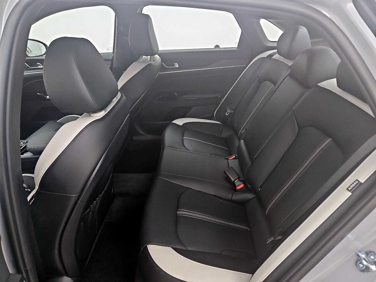 2025 Kia K5 GT-Line - Photo 21