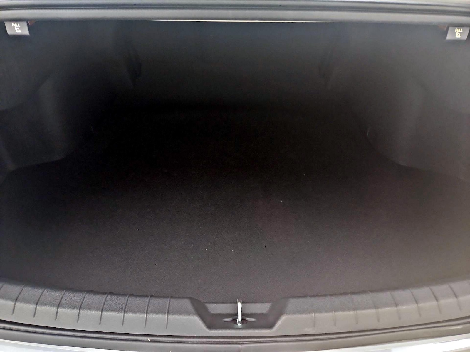 2025 Kia K5 GT-Line - Photo 22