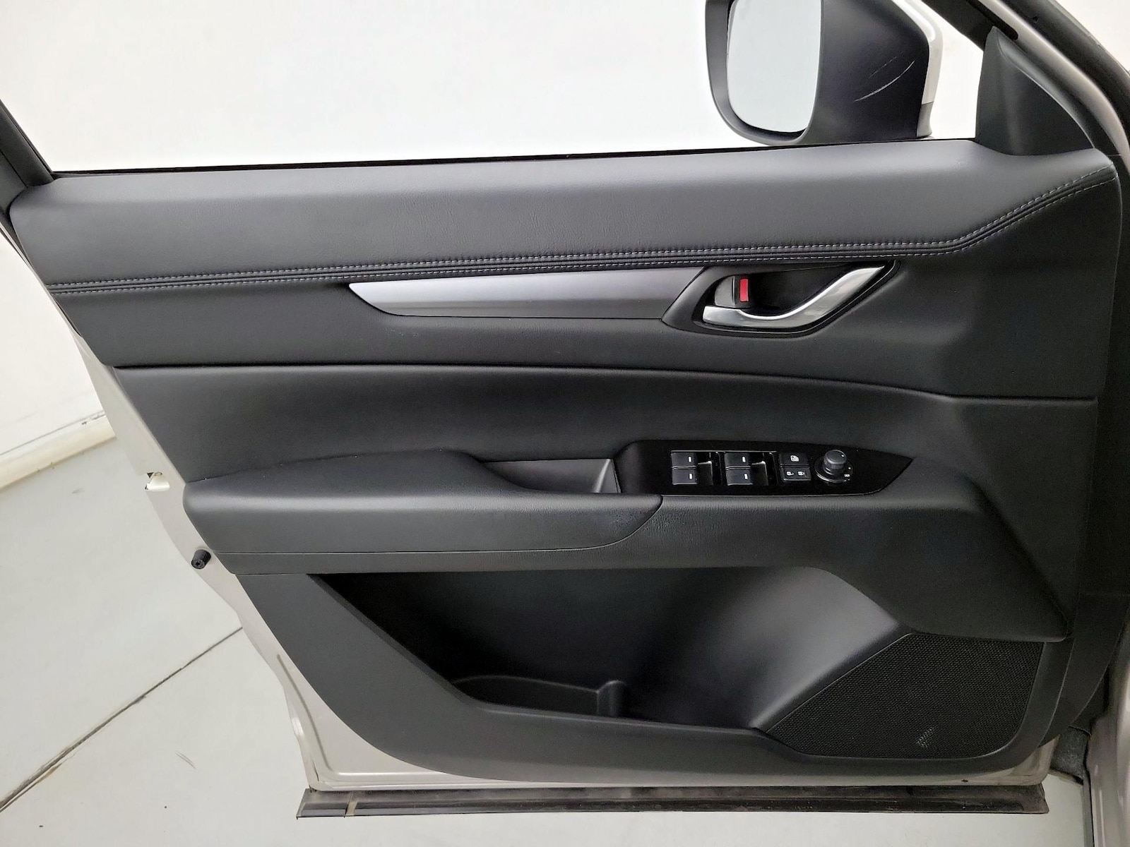 2025 Mazda CX-5 S Preferred package - Photo 13