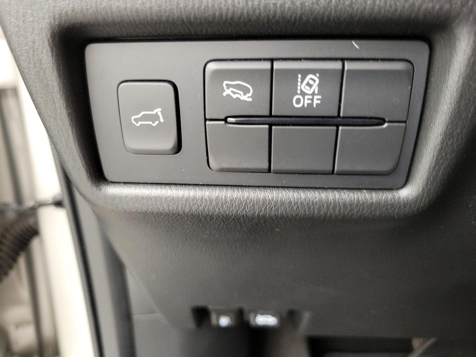 2025 Mazda CX-5 S Preferred package - Photo 14