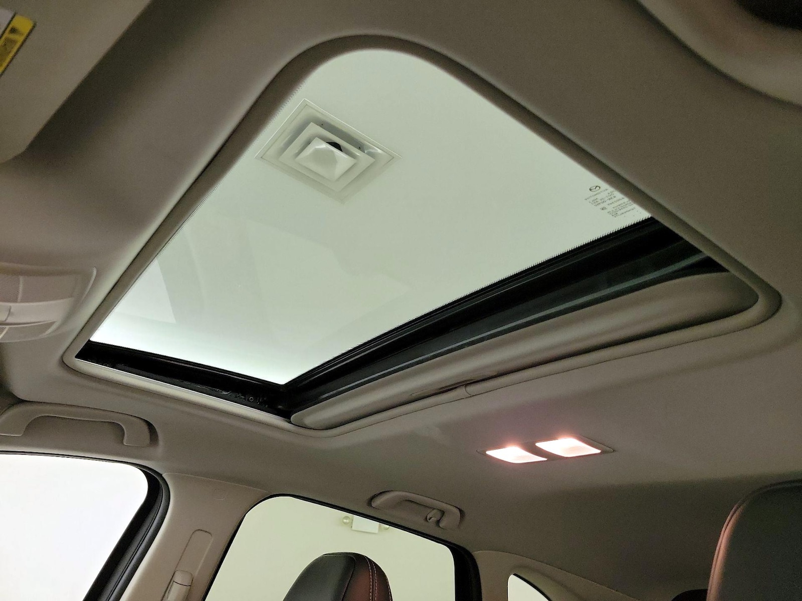 2025 Mazda CX-5 S Preferred package - Photo 21