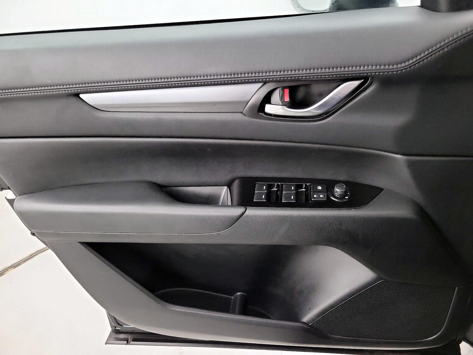 2025 Mazda CX-5 S Preferred package - Photo 13