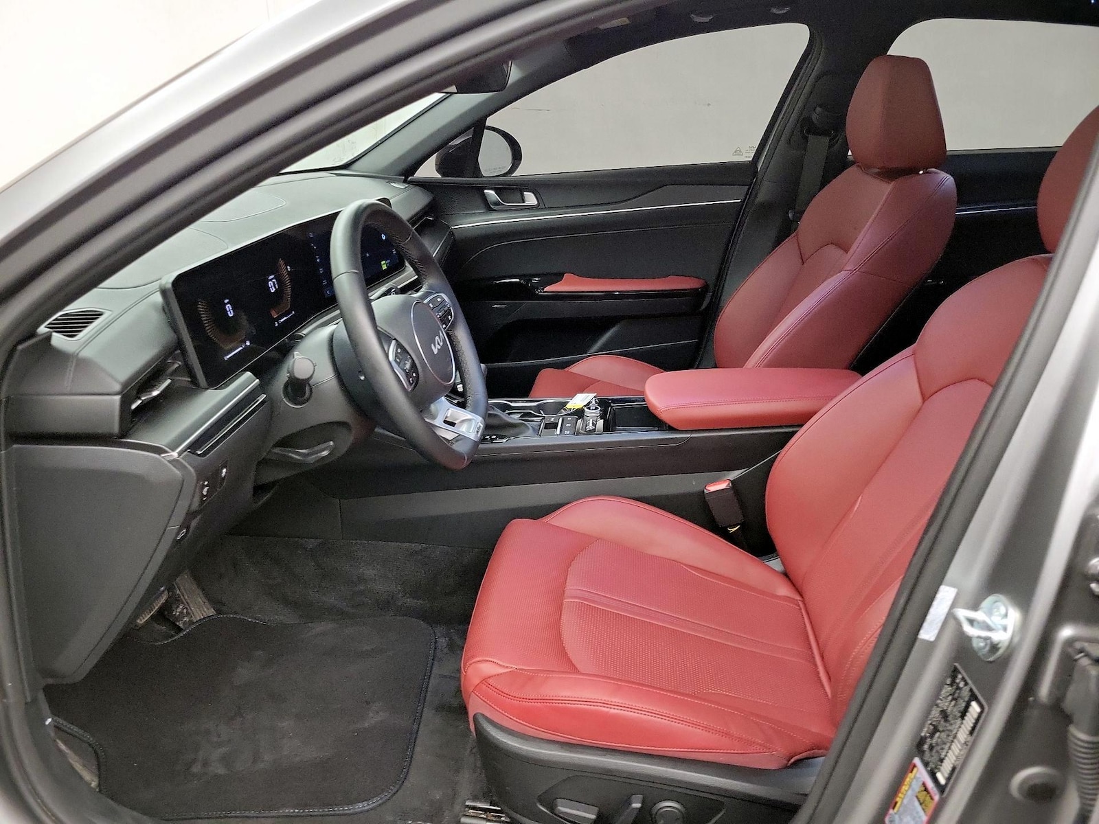 2026 Kia K5 GT-Line - Photo 12