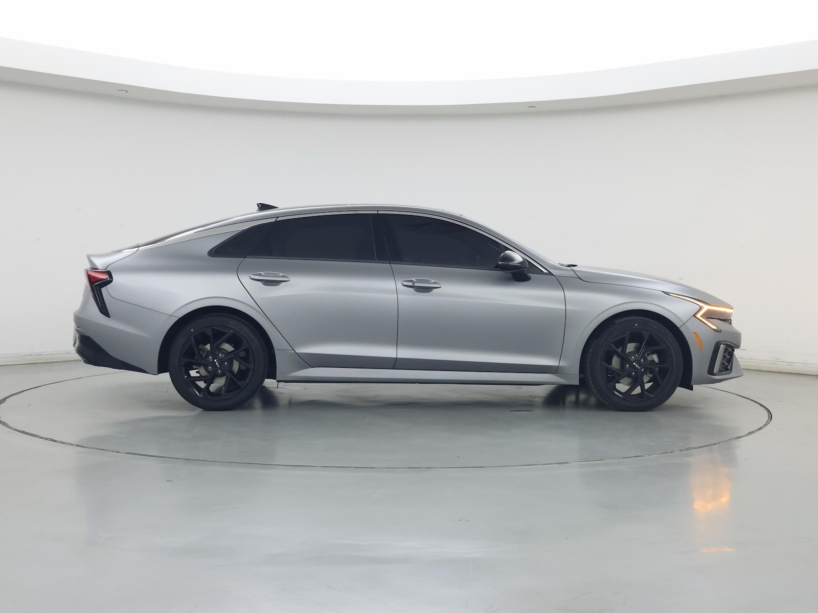 2026 Kia K5 GT-Line - Photo 8