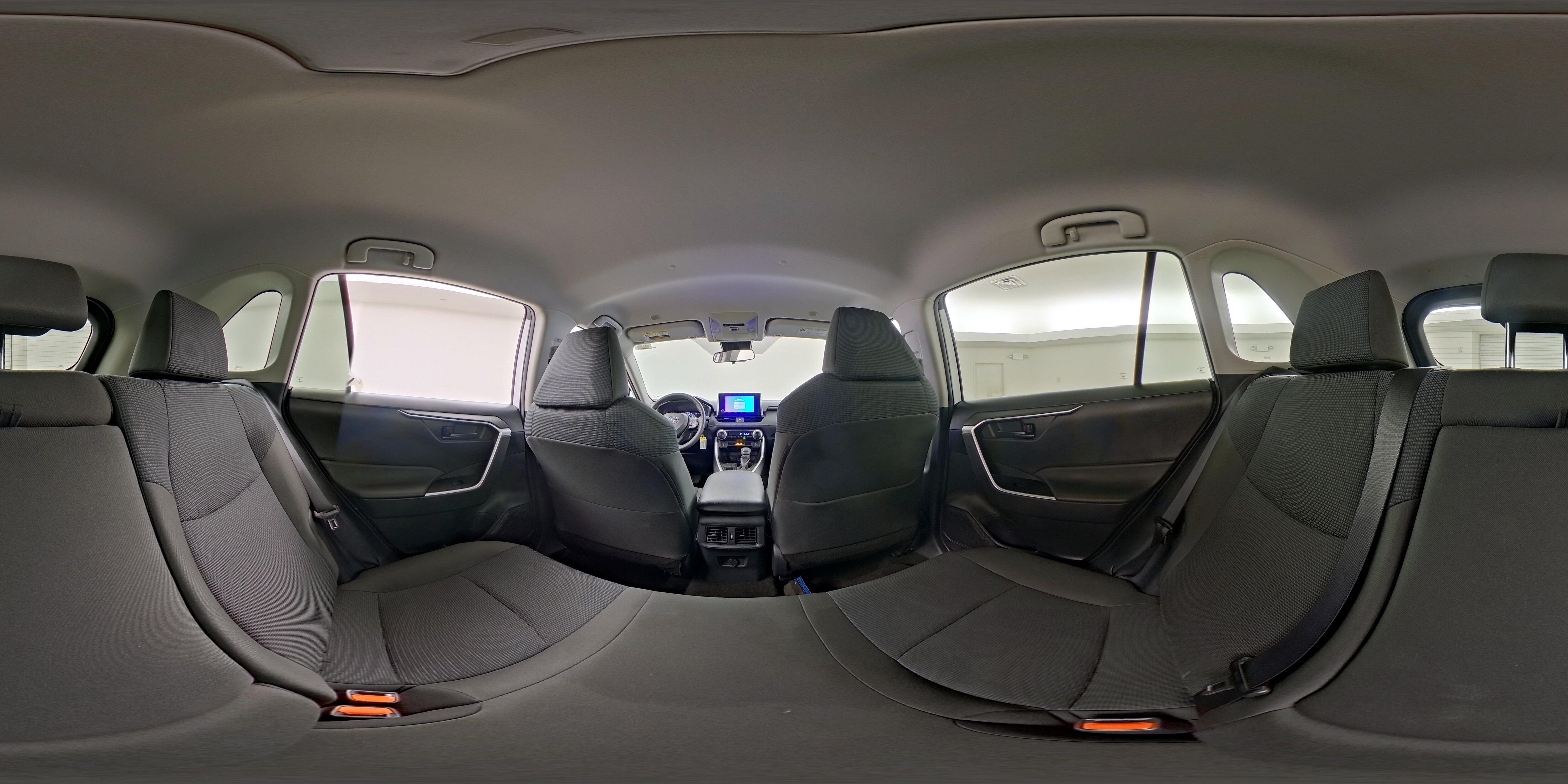 2025 Toyota RAV4 LE - Photo 26